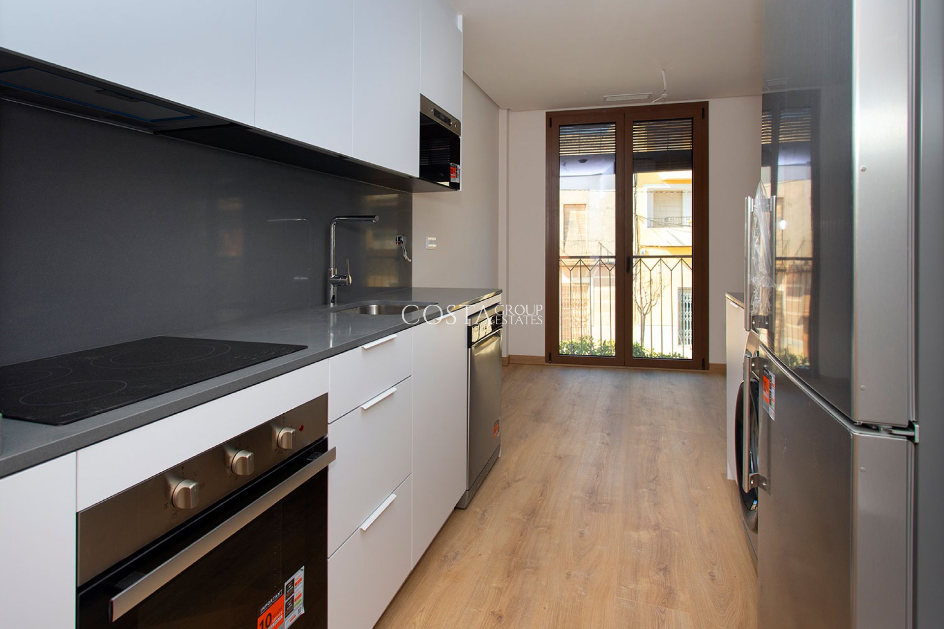 Neue Gebäude - Apartments -
Hondón de las Nieves