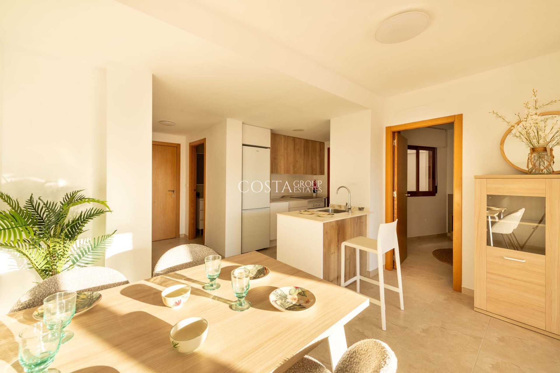 Neue Gebäude - Apartments -
Jerónimo y Avileses