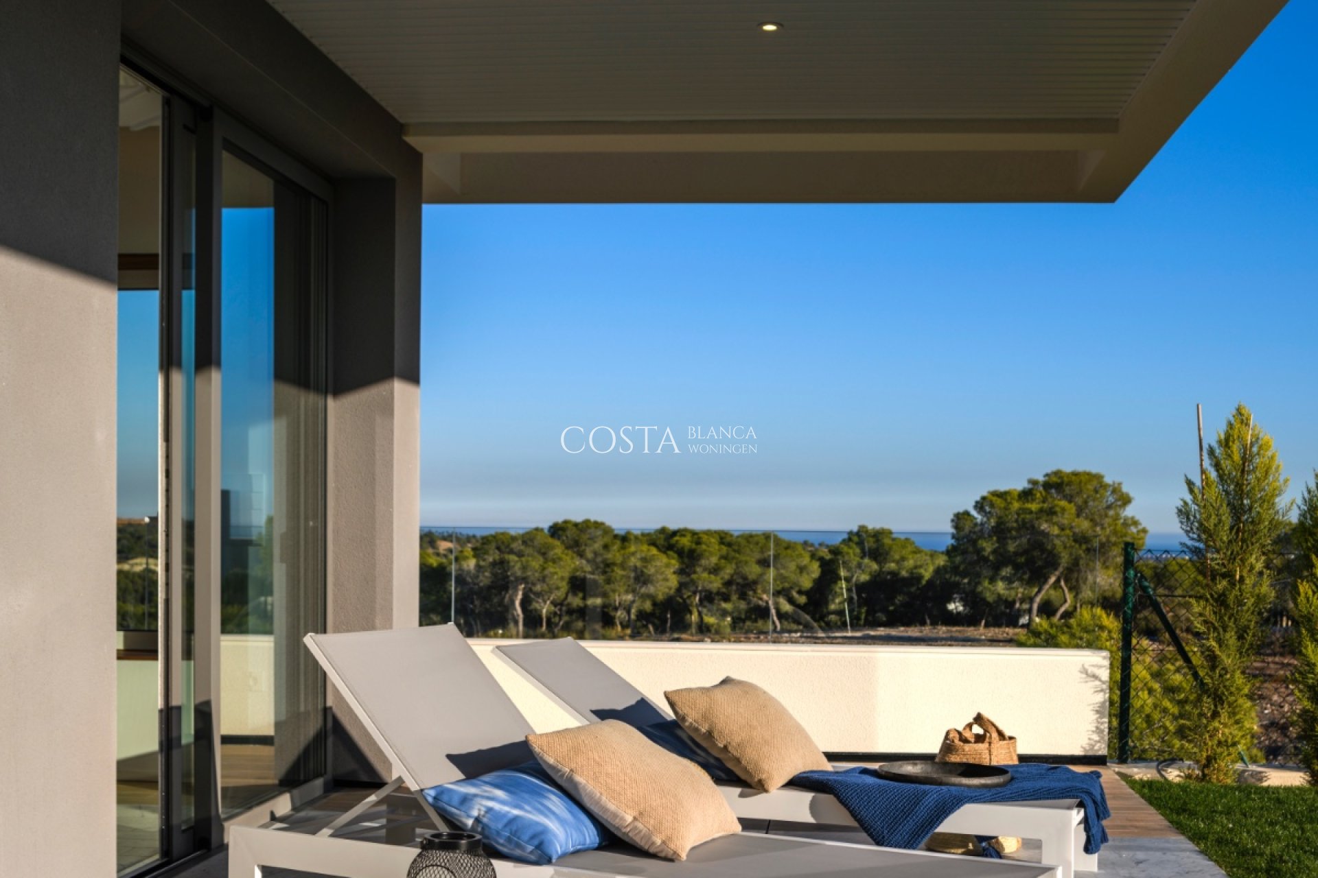 Neue Gebäude - Apartments -
Las Colinas Golf and Country Club