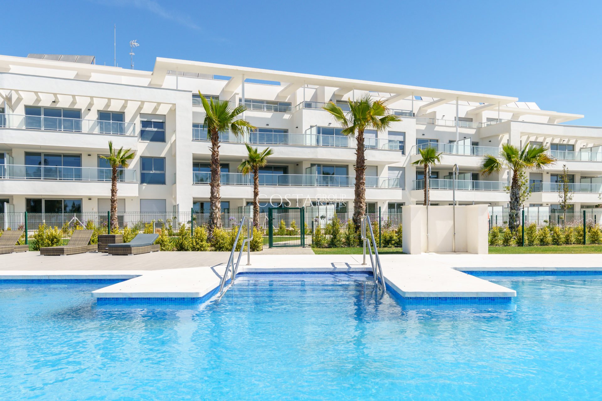 Neue Gebäude - Apartments -
Las Lagunas de Mijas