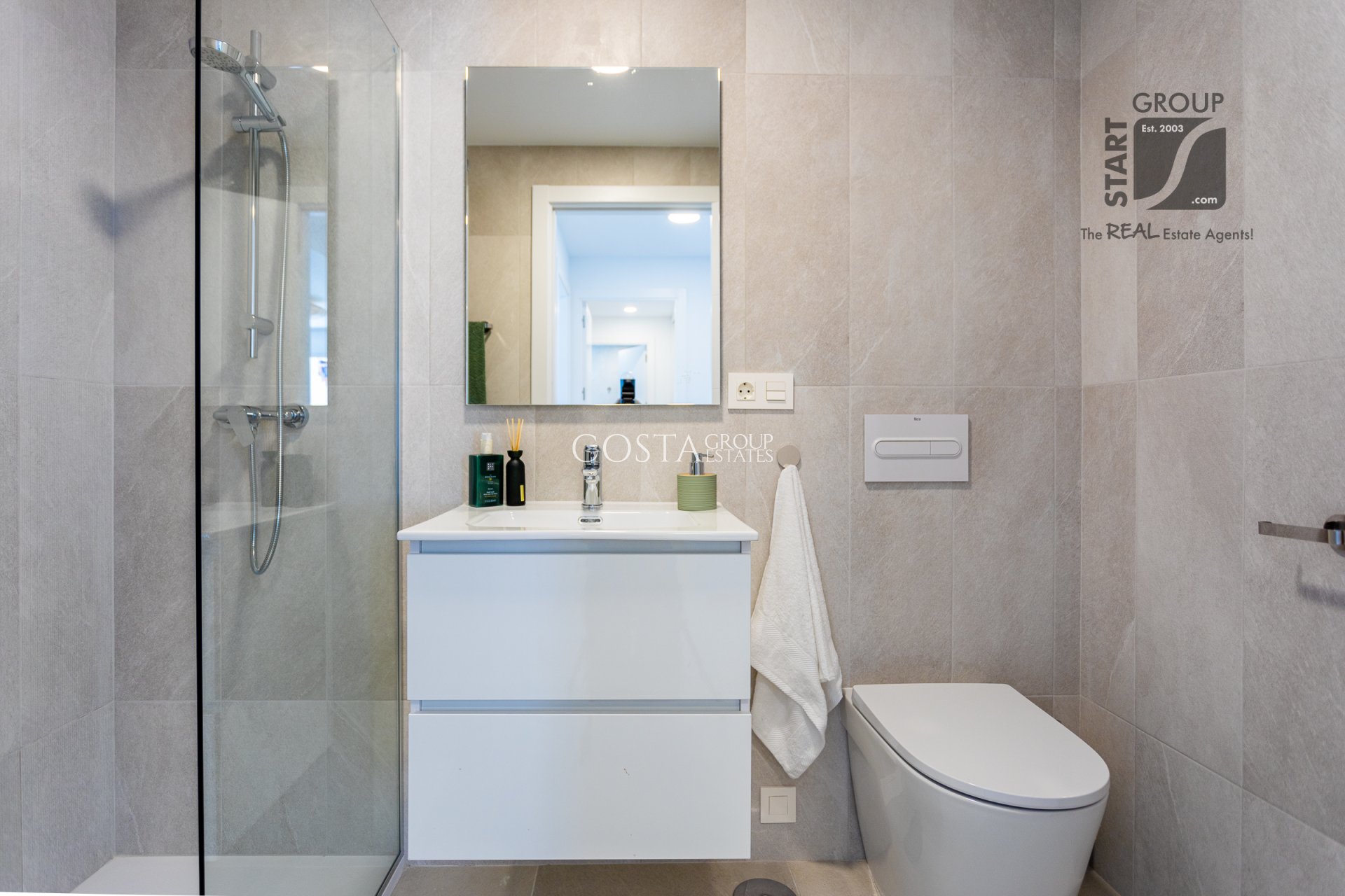 Neue Gebäude - Apartments -
Las Lagunas de Mijas