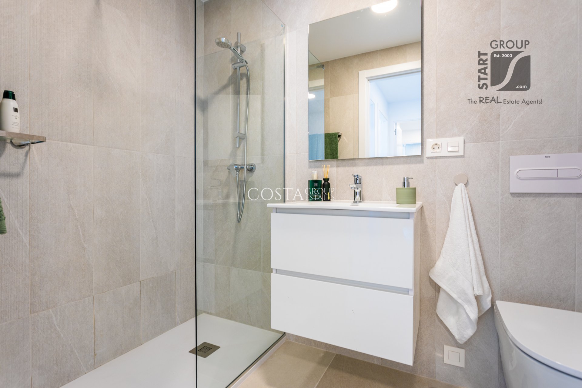 Neue Gebäude - Apartments -
Las Lagunas de Mijas