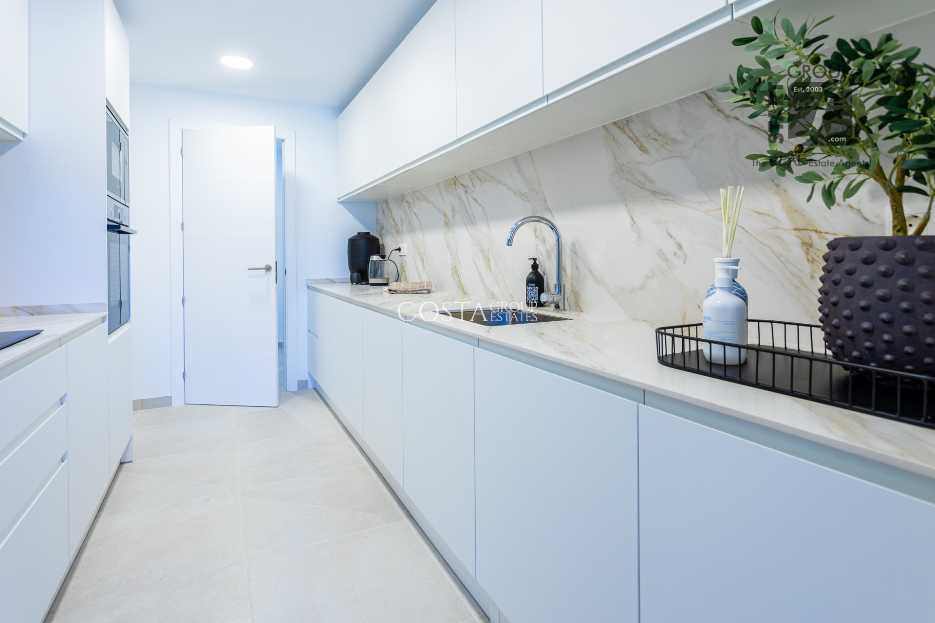 Neue Gebäude - Apartments -
Las Lagunas de Mijas