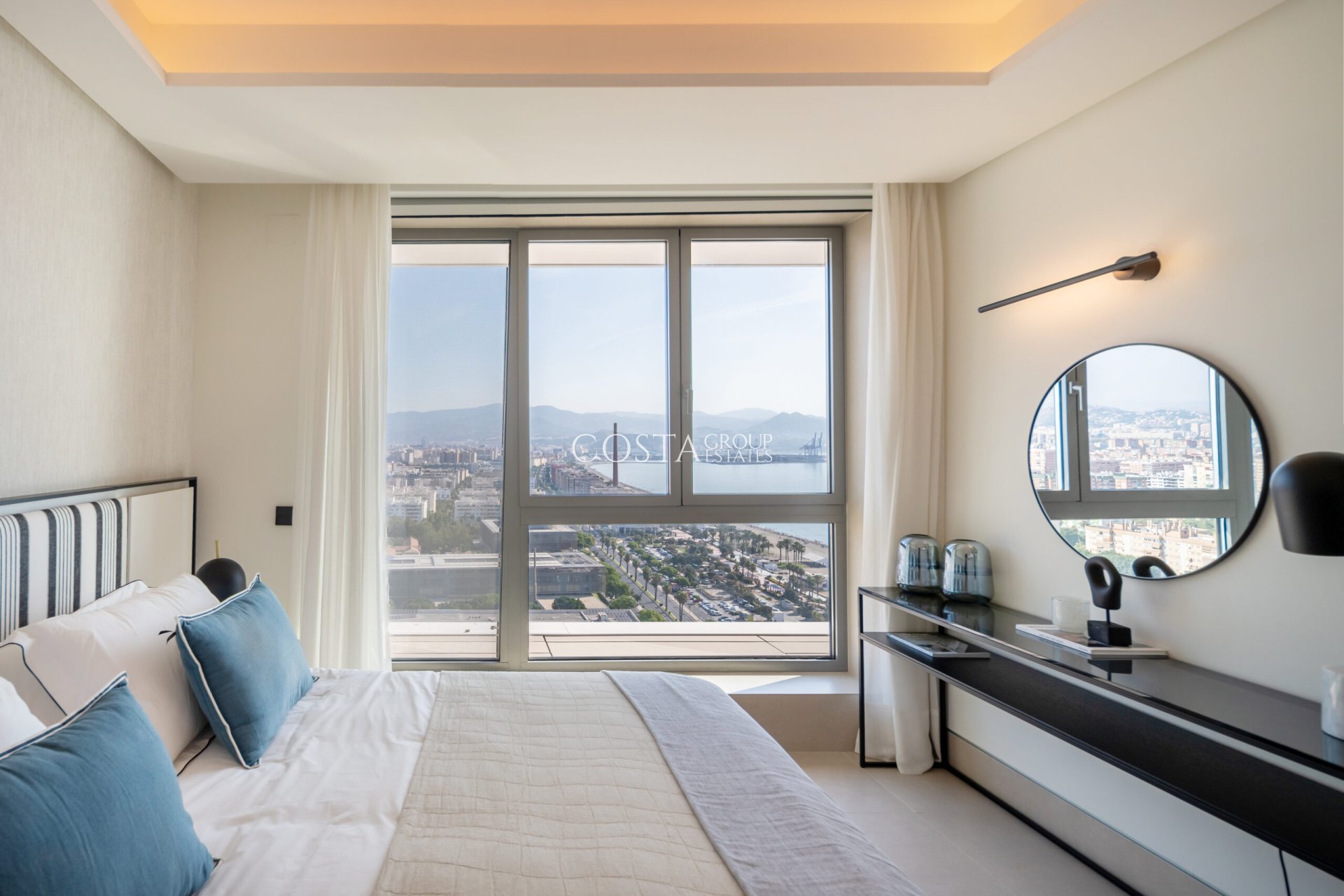 Neue Gebäude - Apartments -
Málaga