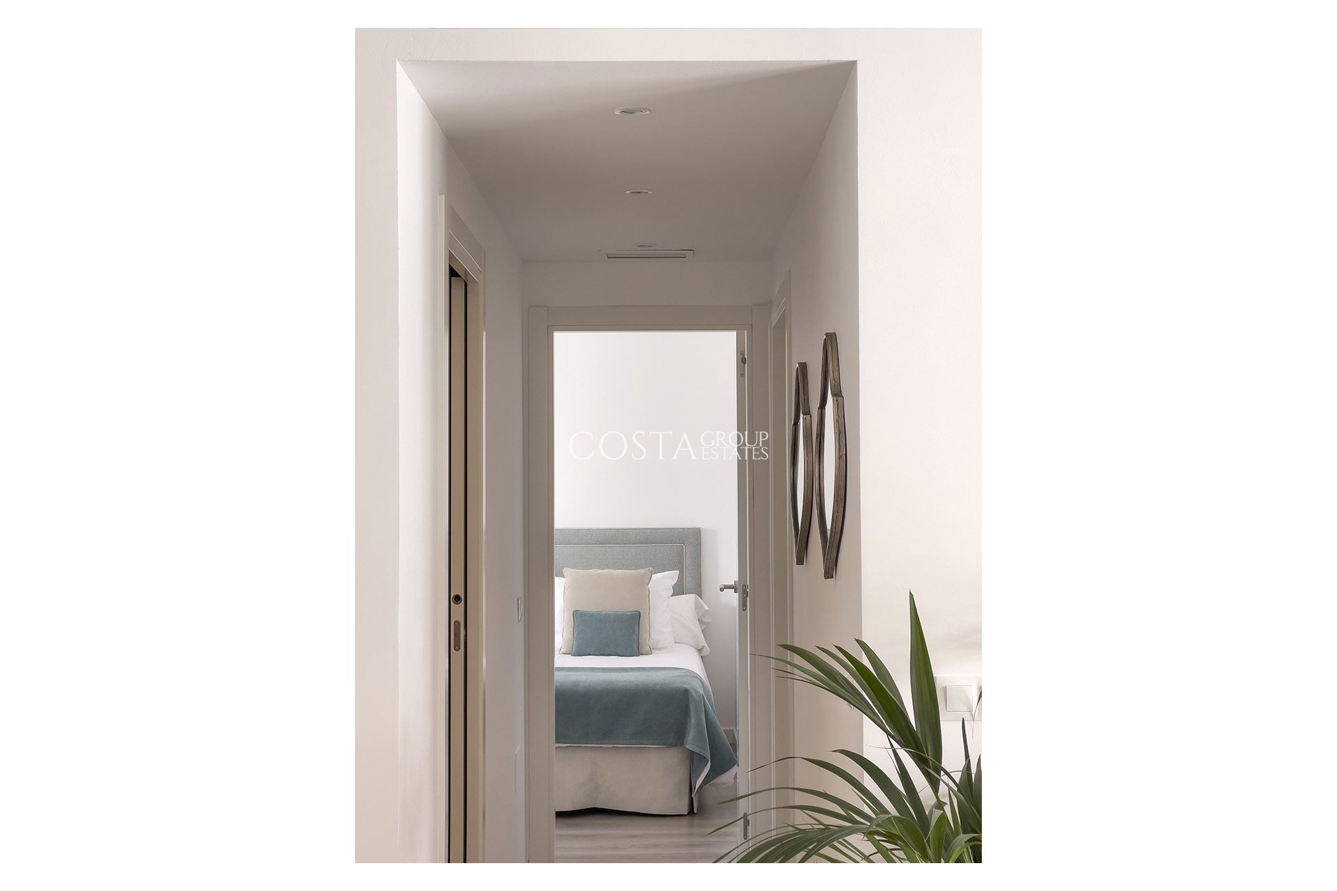 Neue Gebäude - Apartments -
Marbella