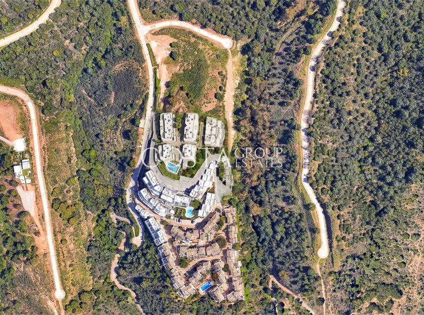 Neue Gebäude - Apartments -
Marbella