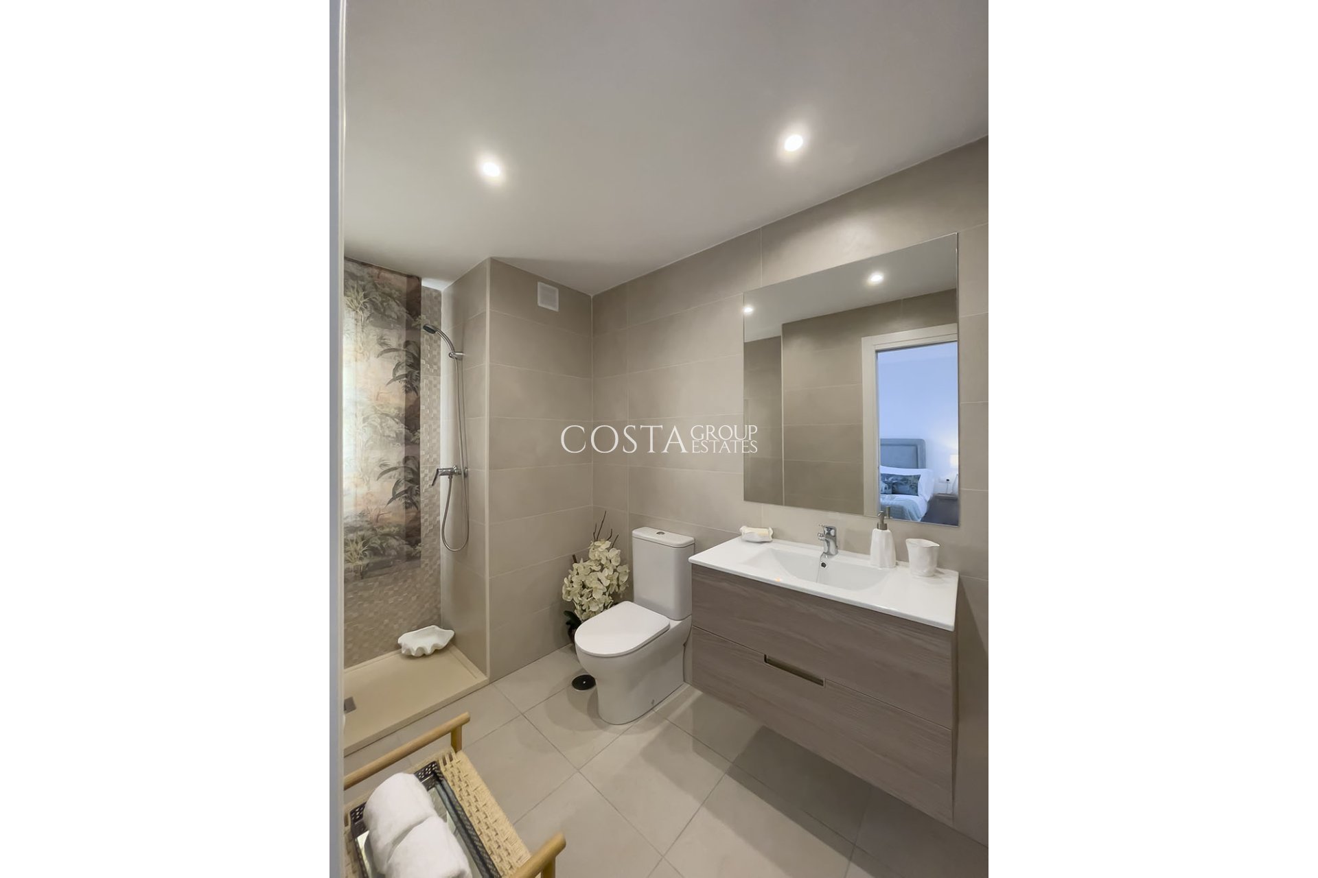 Neue Gebäude - Apartments -
Marbella