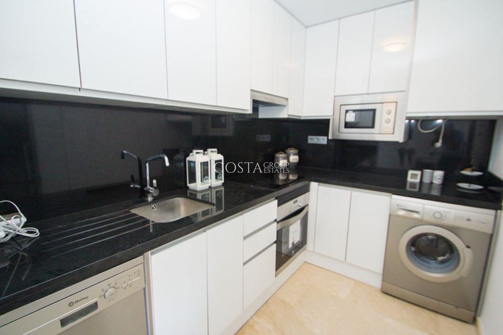 Neue Gebäude - Apartments -
Orihuela Costa - Orihuela