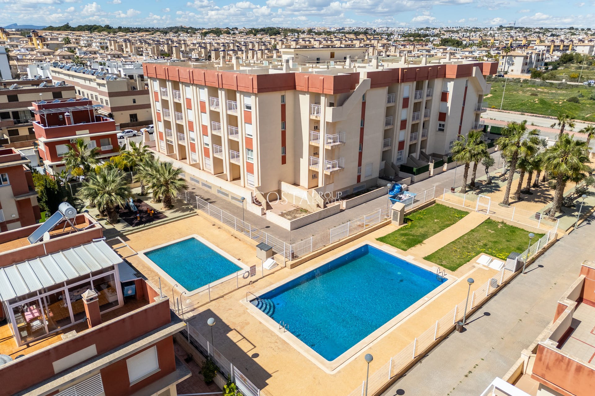 Neue Gebäude - Apartments -
Orihuela Costa