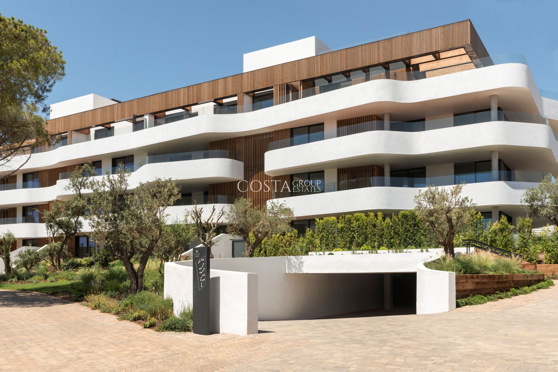 Neue Gebäude - Apartments -
Pueblo Nuevo