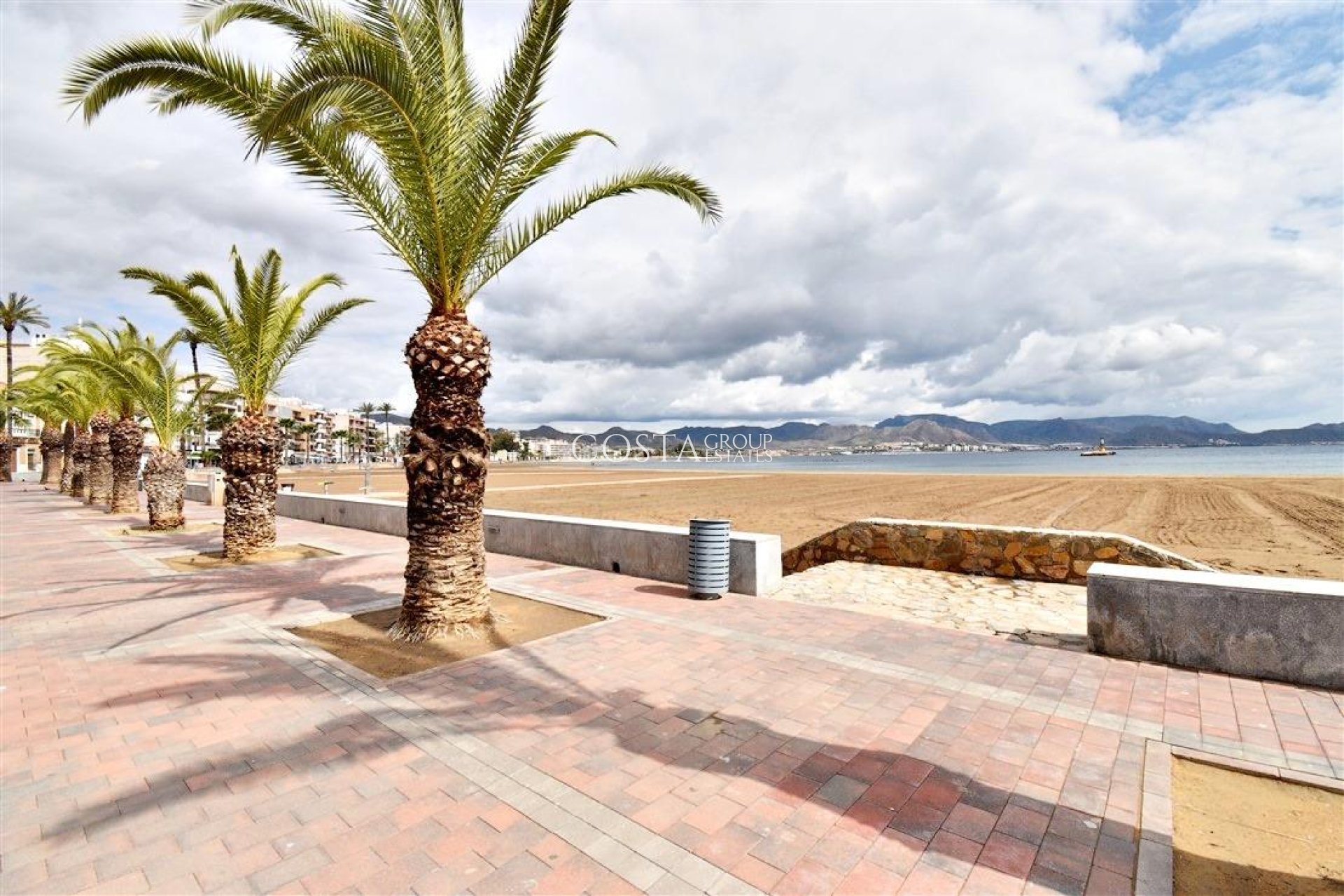 Neue Gebäude - Apartments -
Puerto de Mazarron - Playa del Puerto