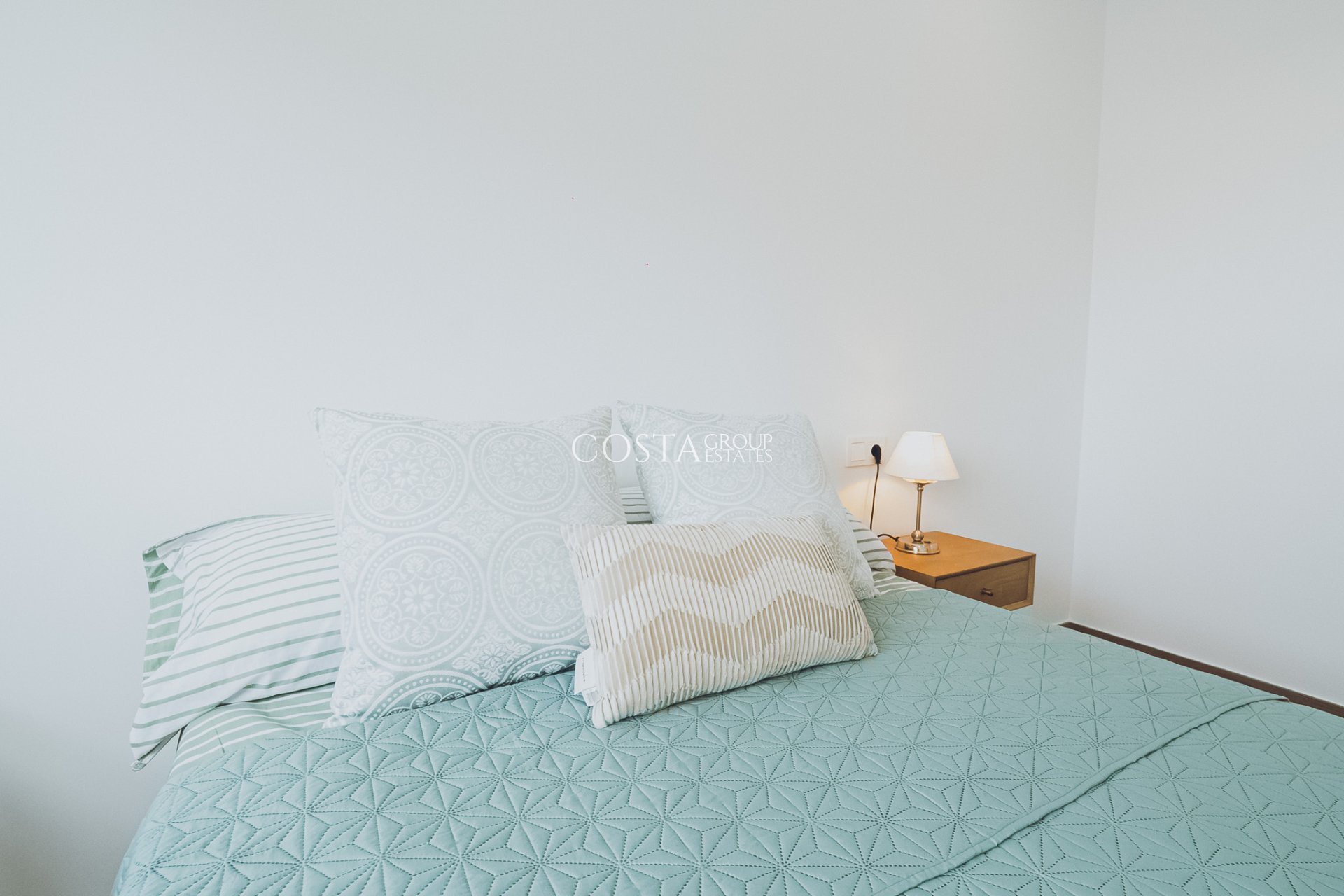 Neue Gebäude - Apartments -
Redován