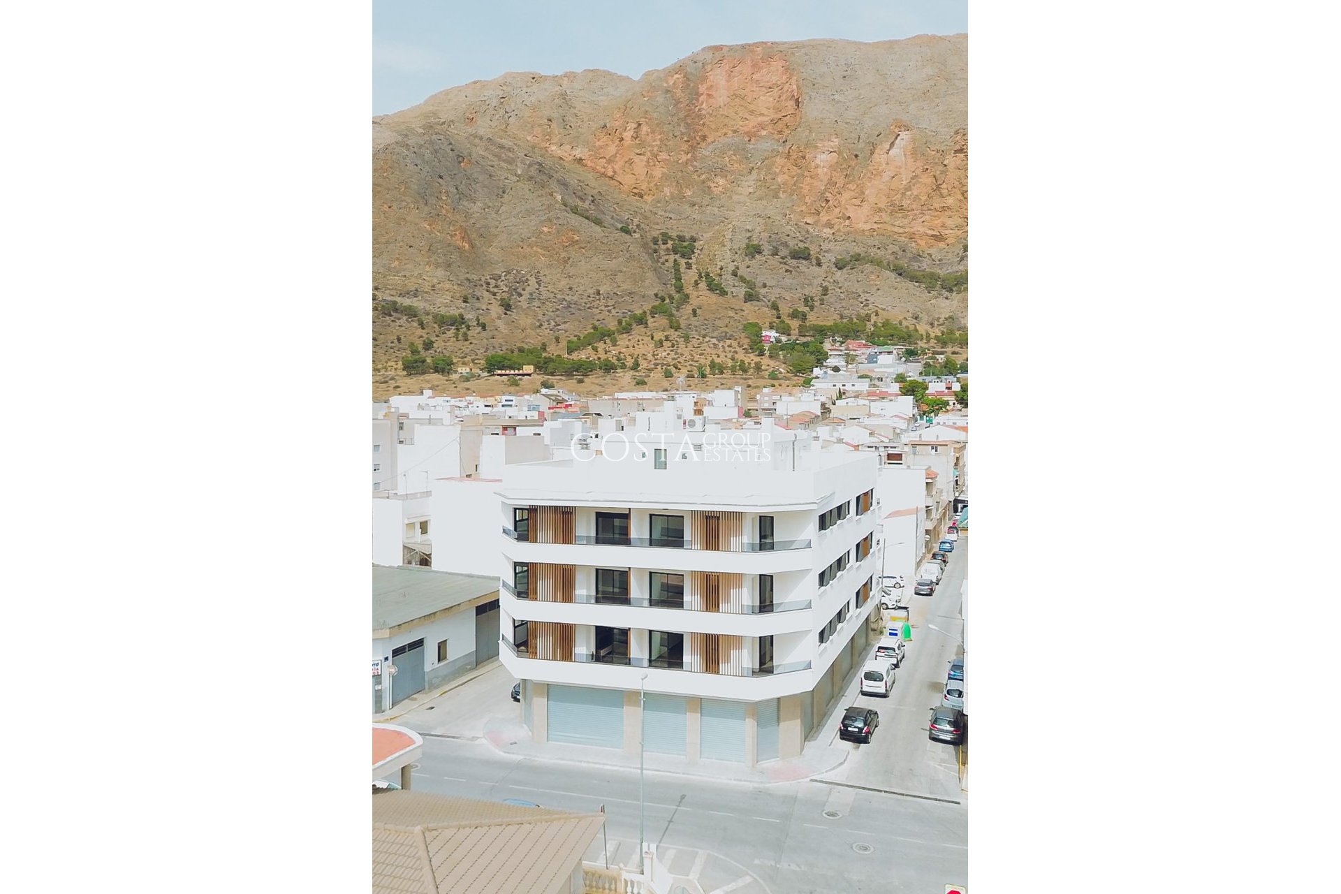 Neue Gebäude - Apartments -
Redován