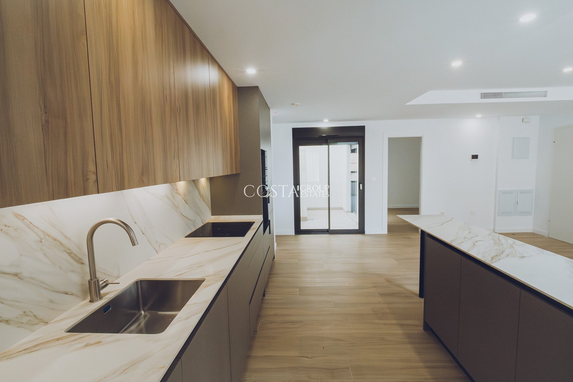 Neue Gebäude - Apartments -
Redován