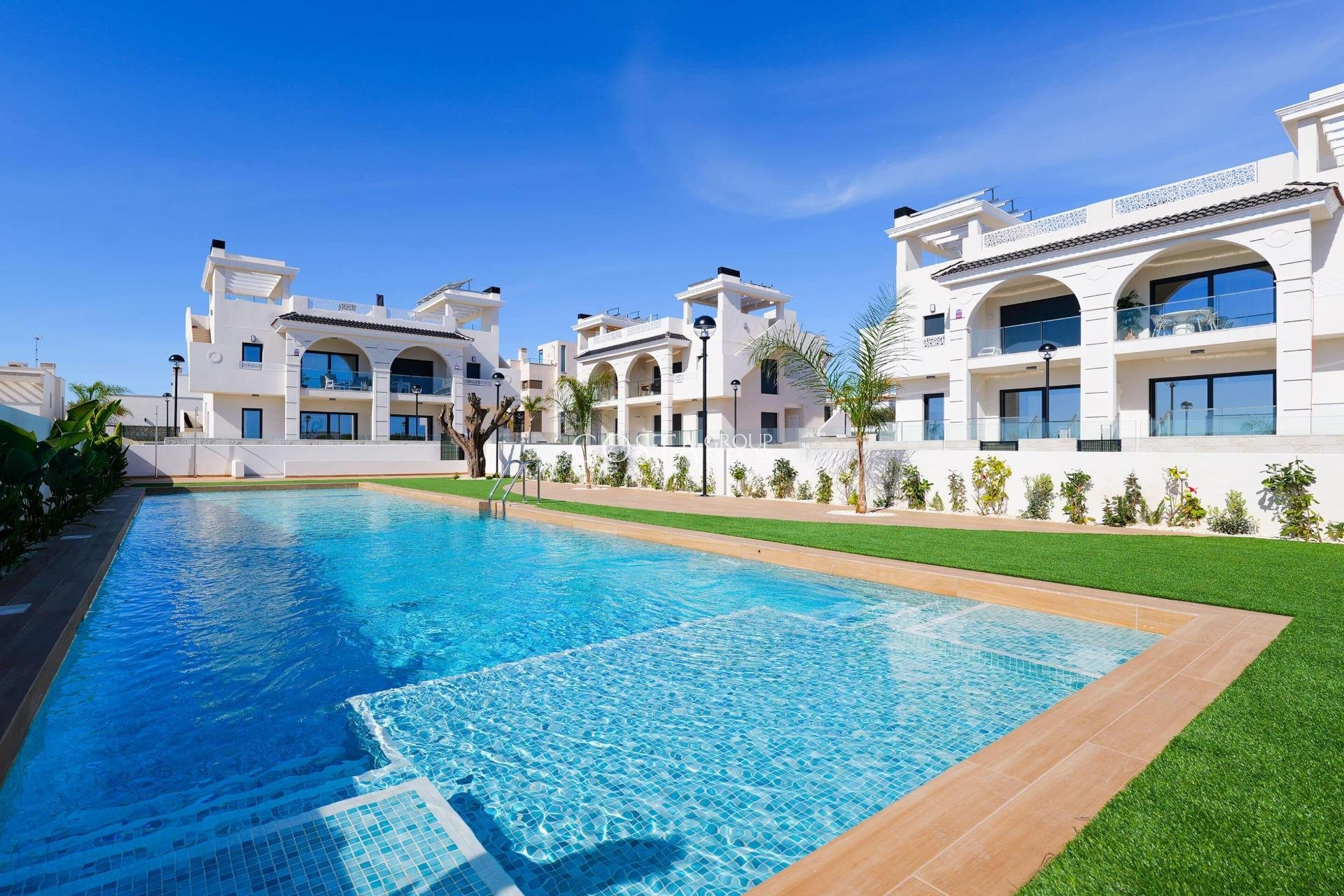 Neue Gebäude - Apartments -
Rojales