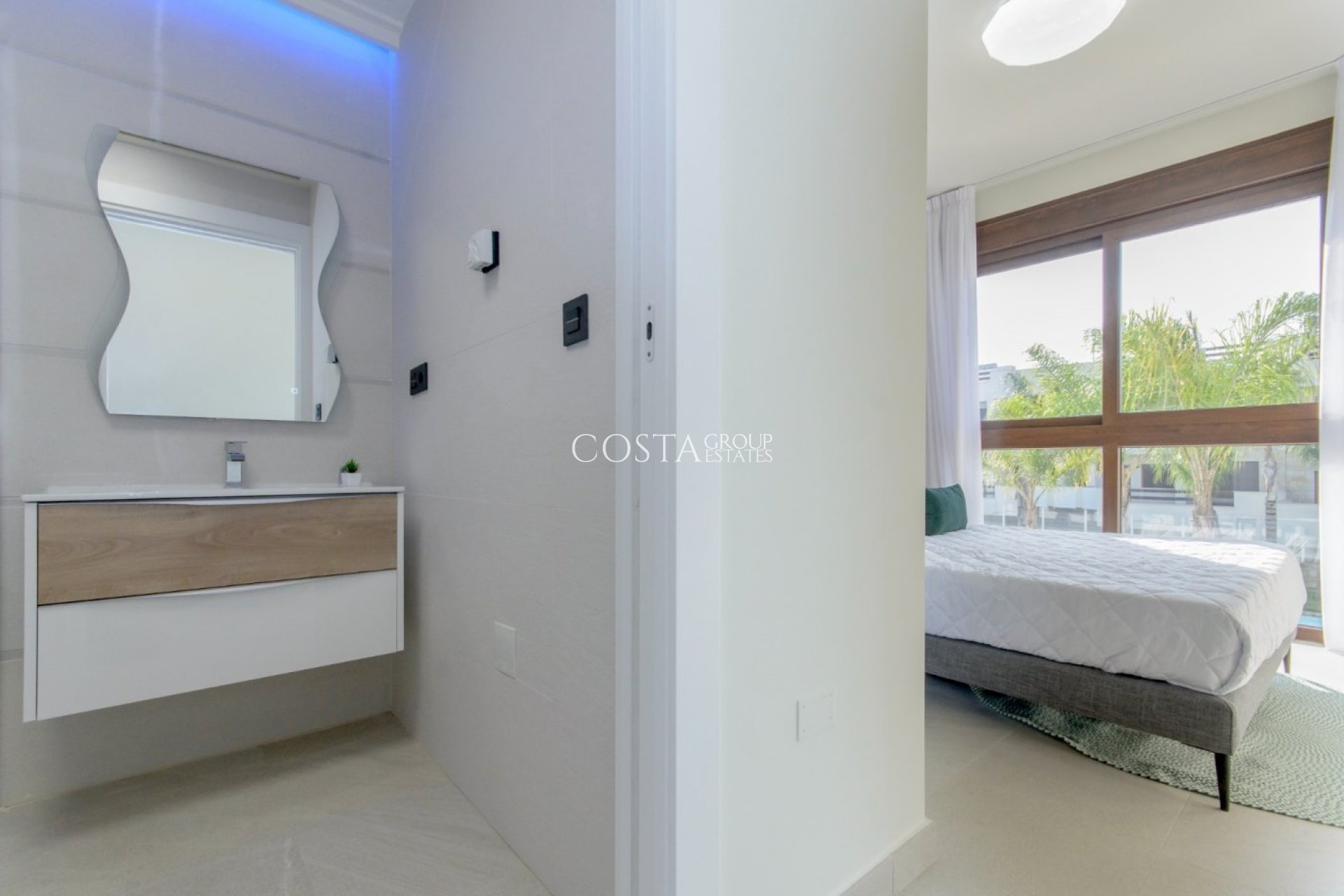 Neue Gebäude - Apartments -
Torrevieja - Los Balcones