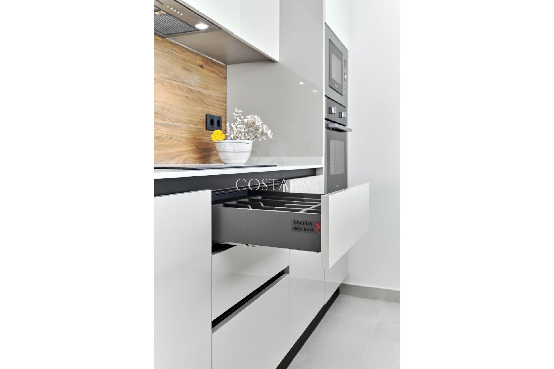 Neue Gebäude - Apartments -
Torrevieja - Villa Amalia