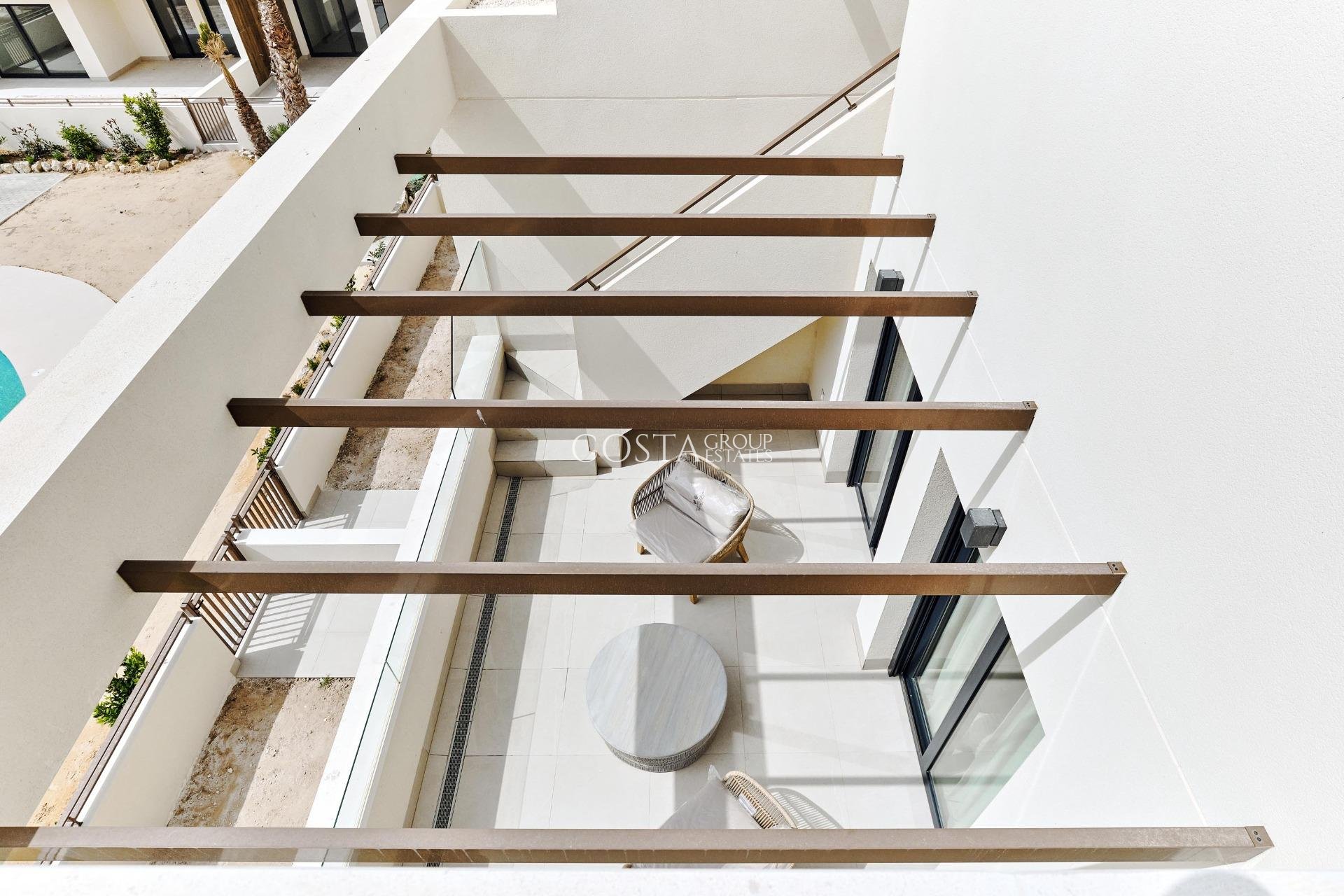 Neue Gebäude - Apartments -
Torrevieja - Villa Amalia