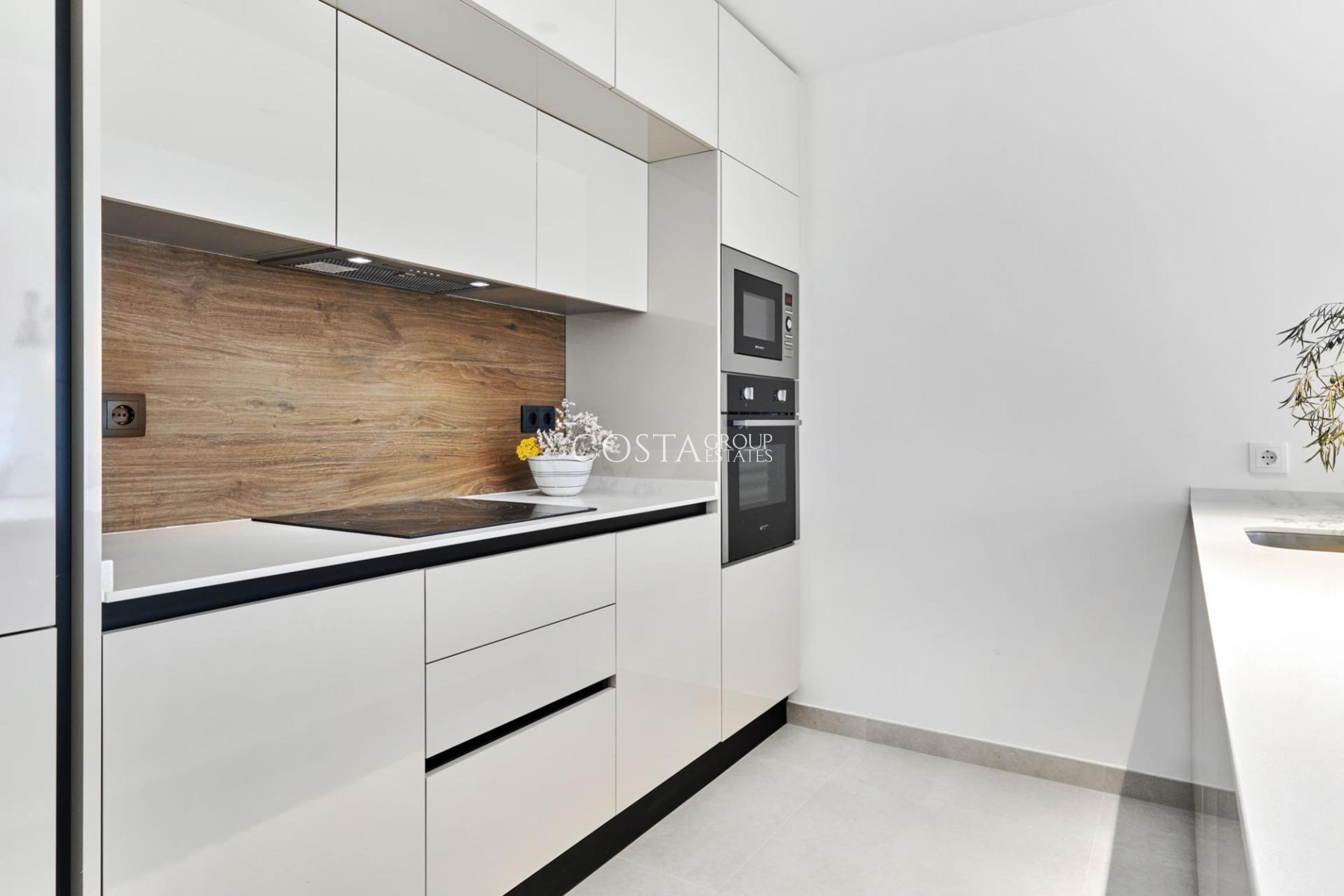 Neue Gebäude - Apartments -
Torrevieja - Villa Amalia