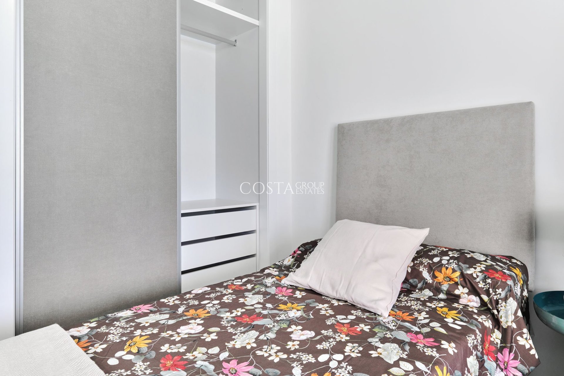 Neue Gebäude - Apartments -
Torrevieja