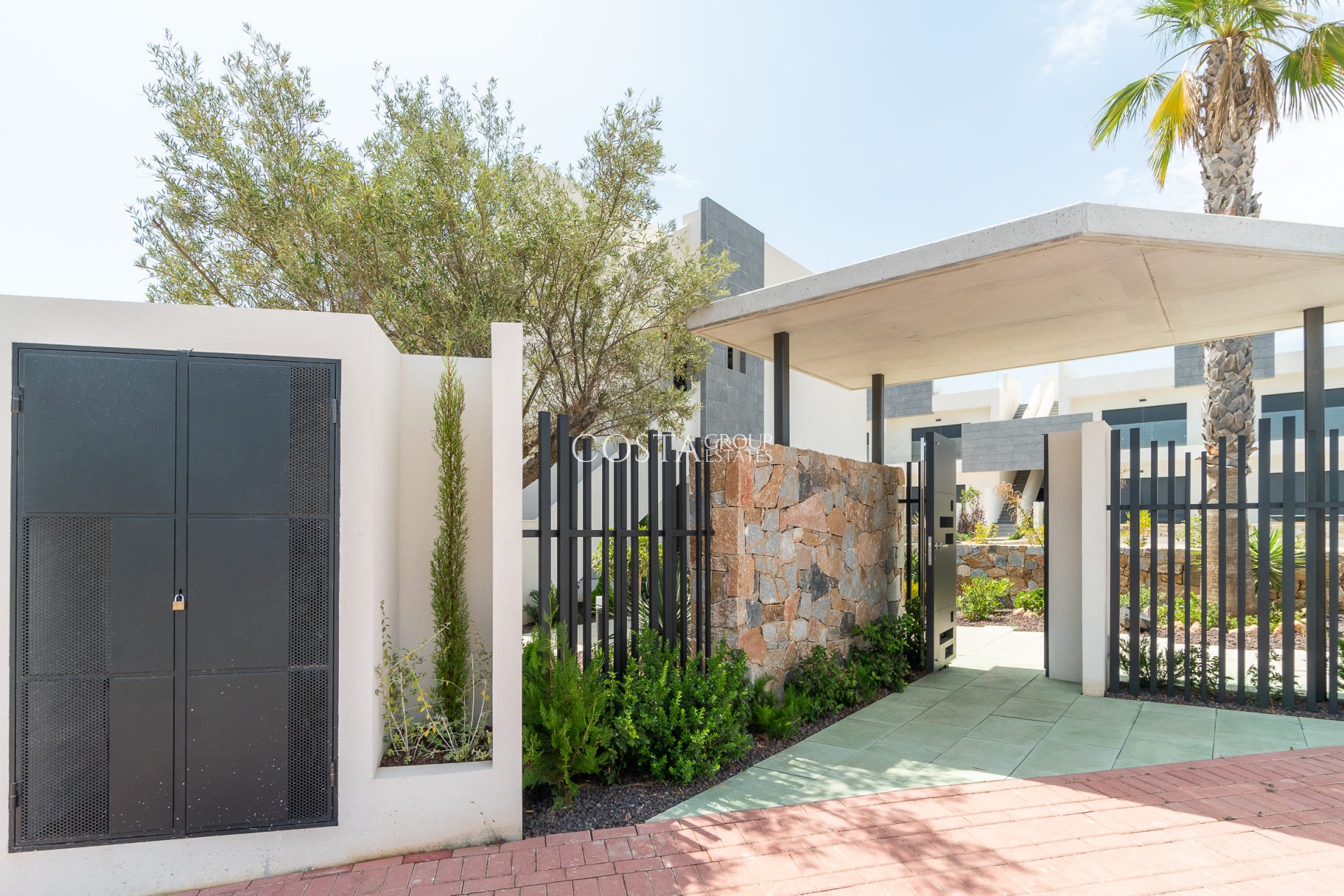 Neue Gebäude - Apartments -
Torrevieja