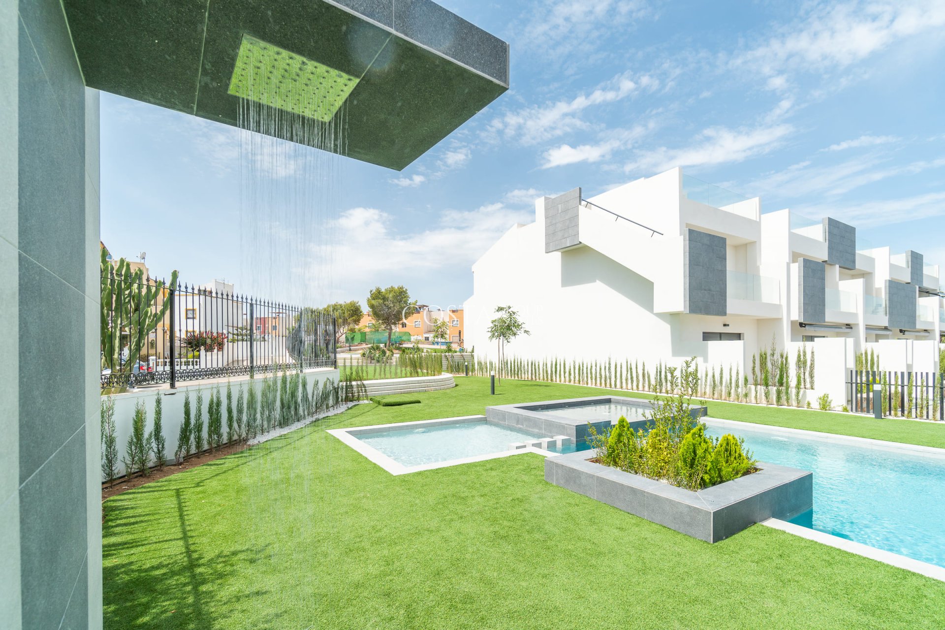 Neue Gebäude - Apartments -
Torrevieja