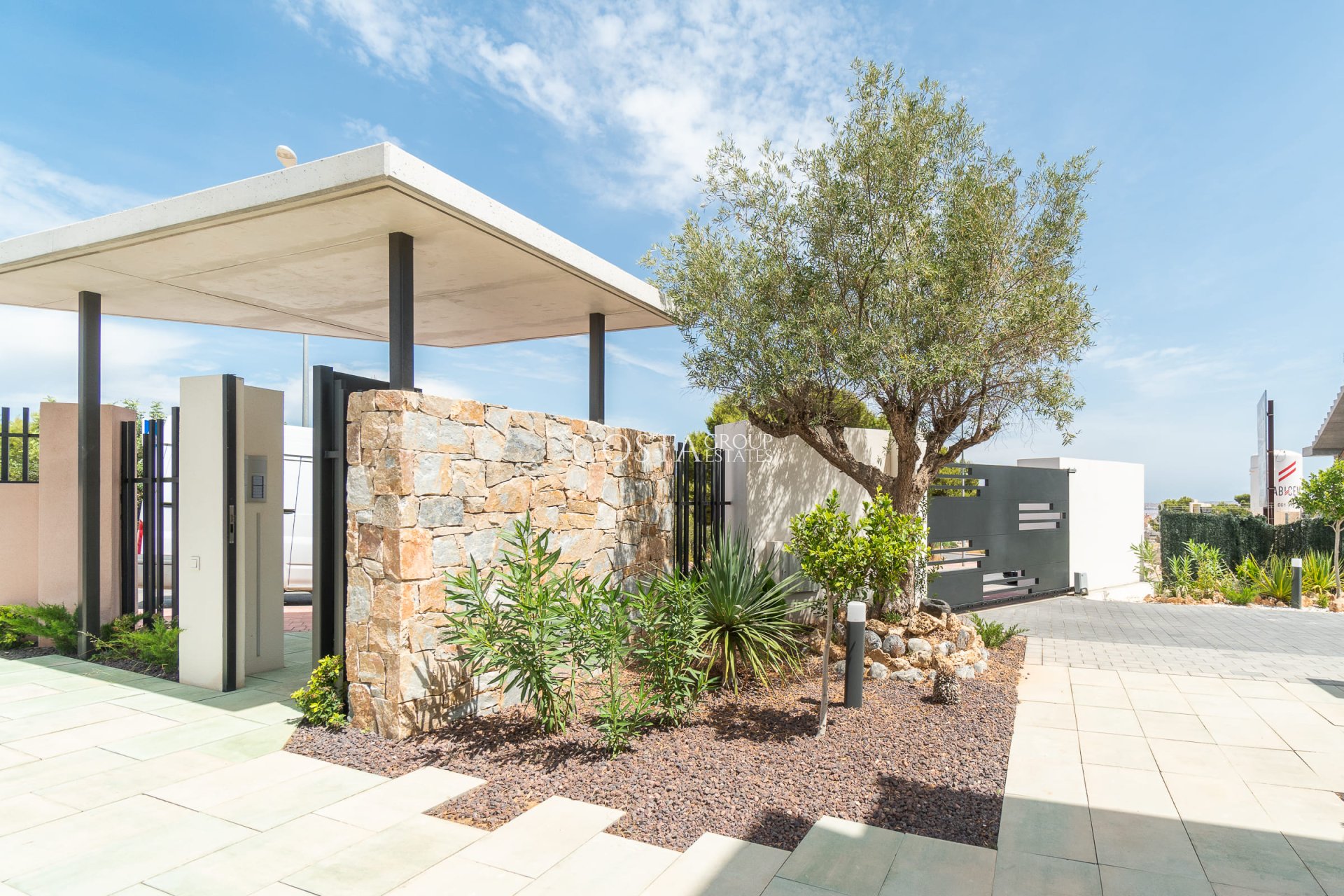 Neue Gebäude - Apartments -
Torrevieja