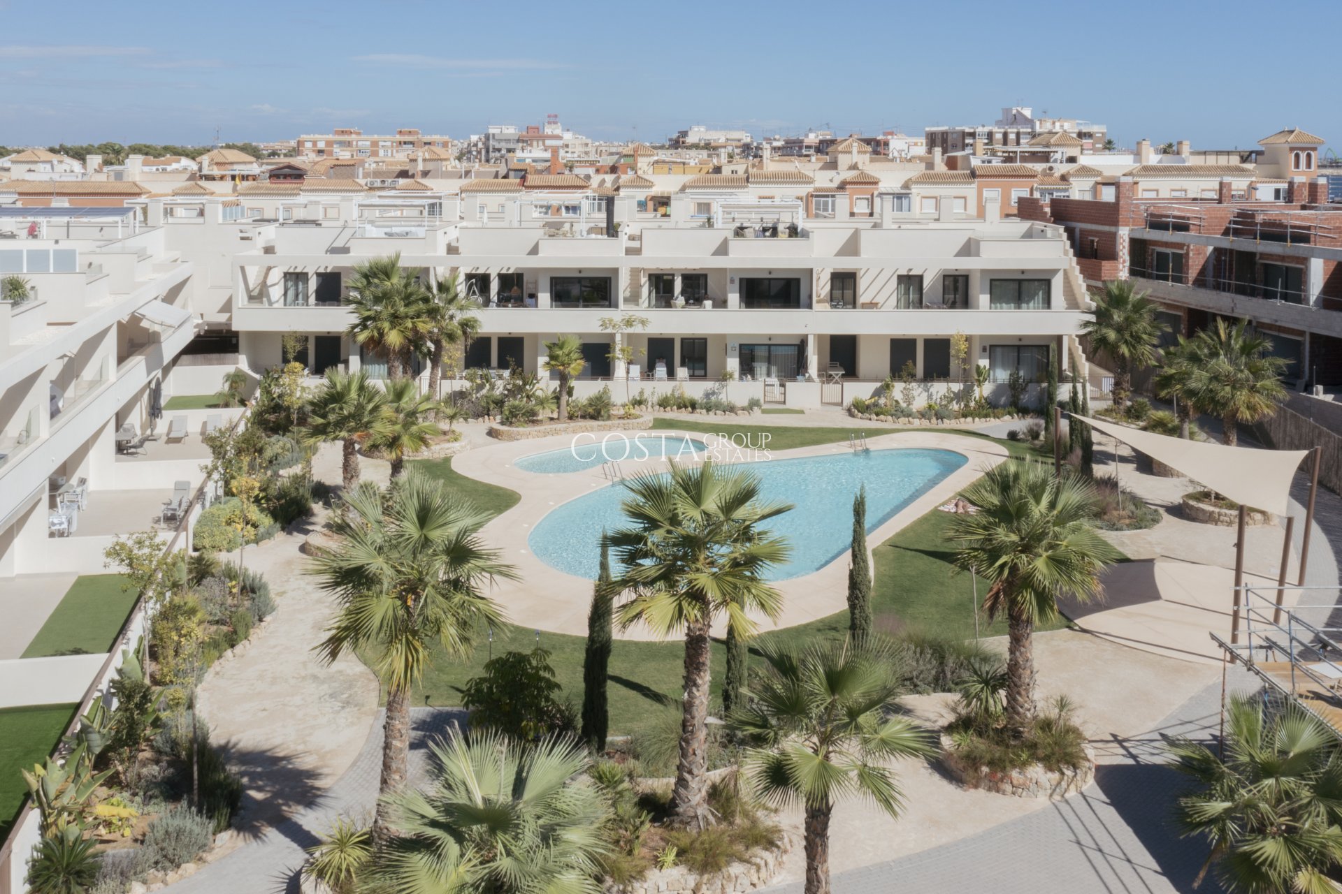 Neue Gebäude - Apartments -
Torrevieja