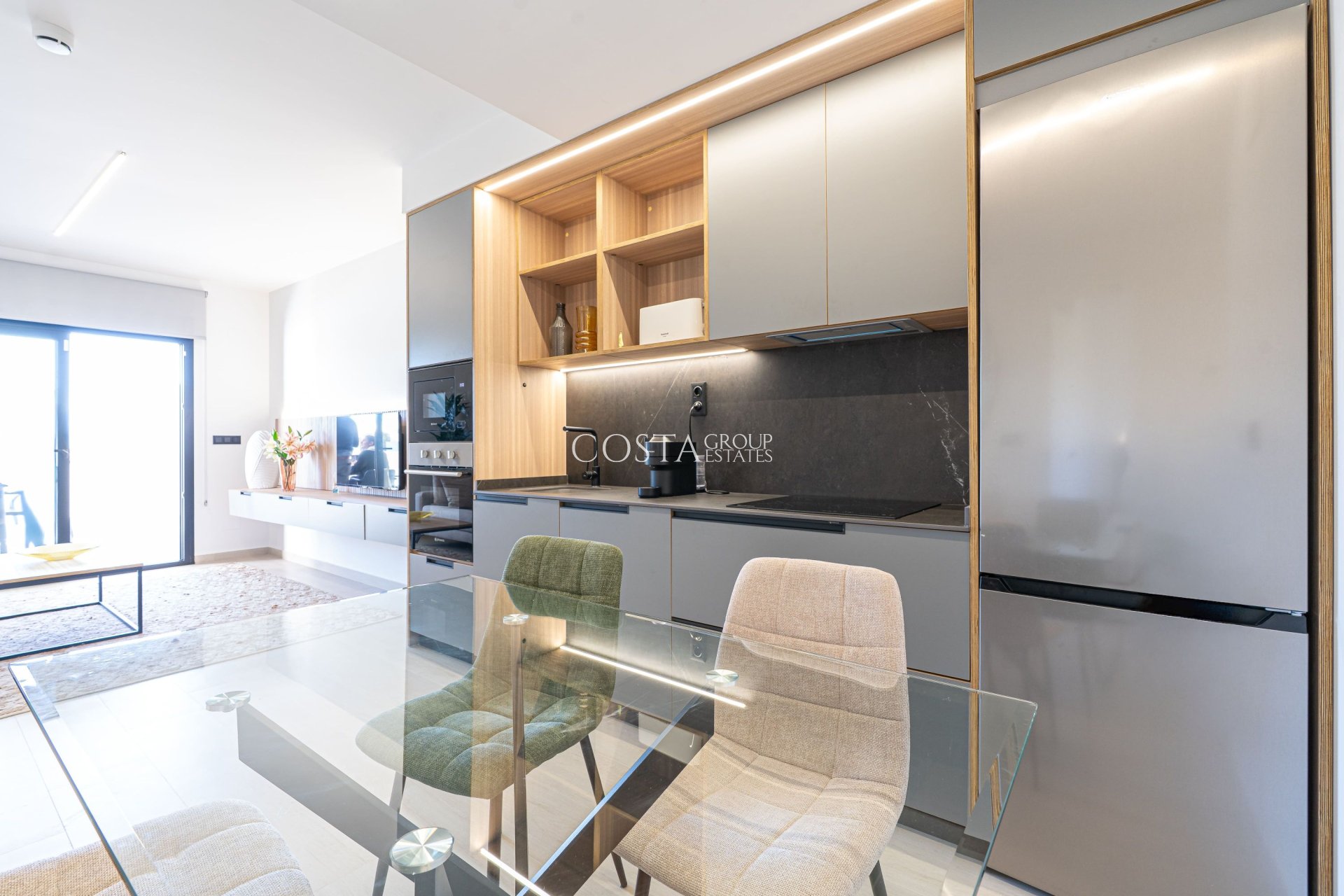 Neue Gebäude - Apartments -
Vera