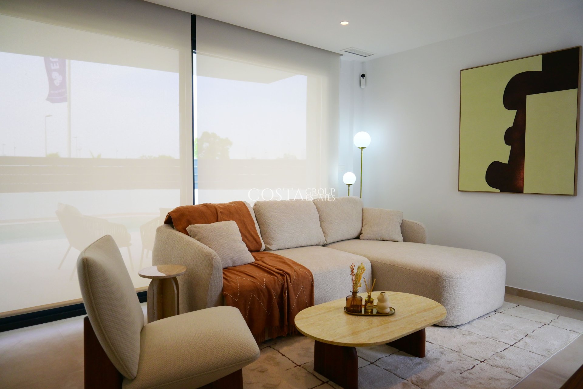 Neue Gebäude - detached -
Dolores