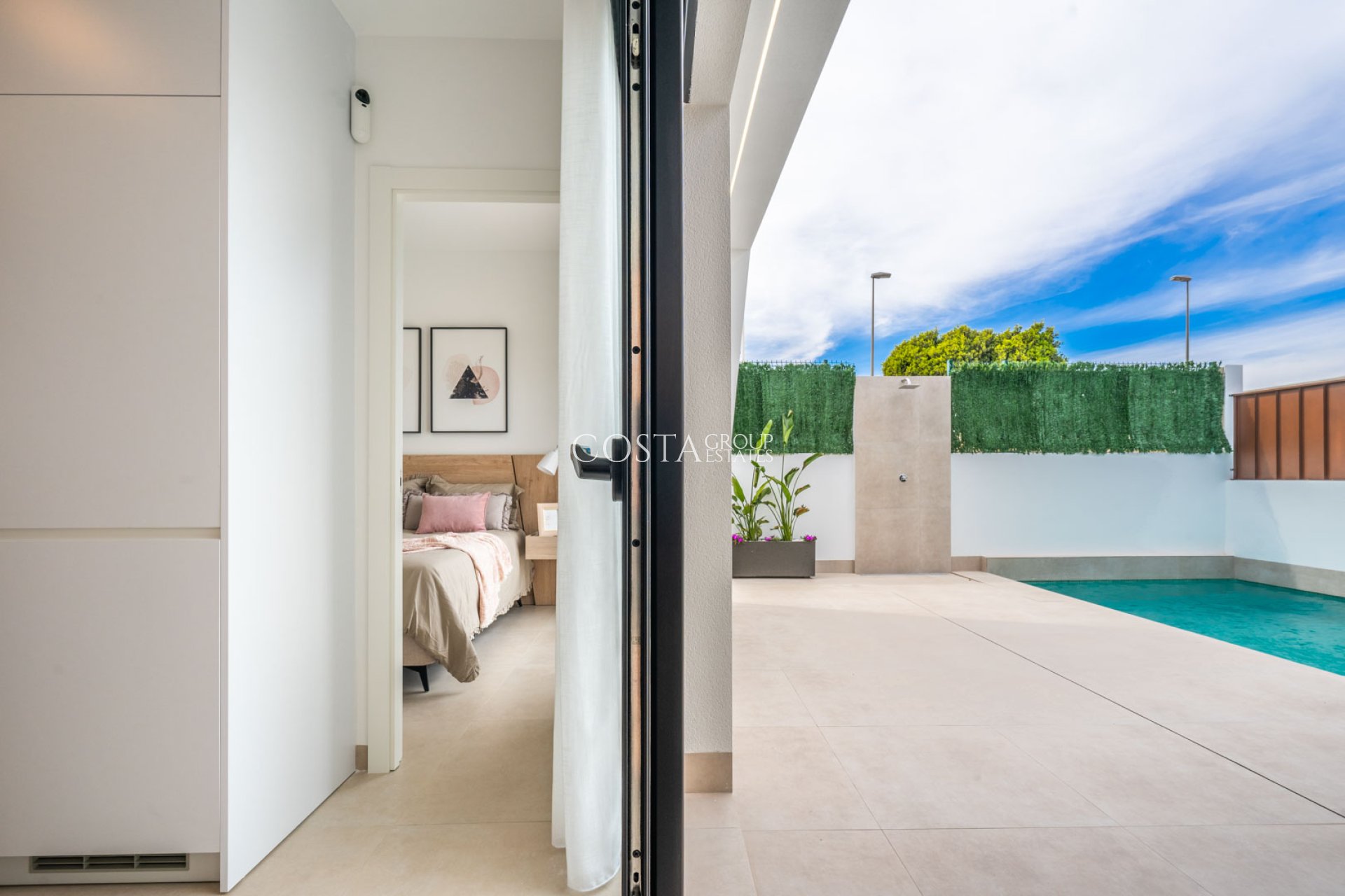 Neue Gebäude - detached -
Torre-Pacheco