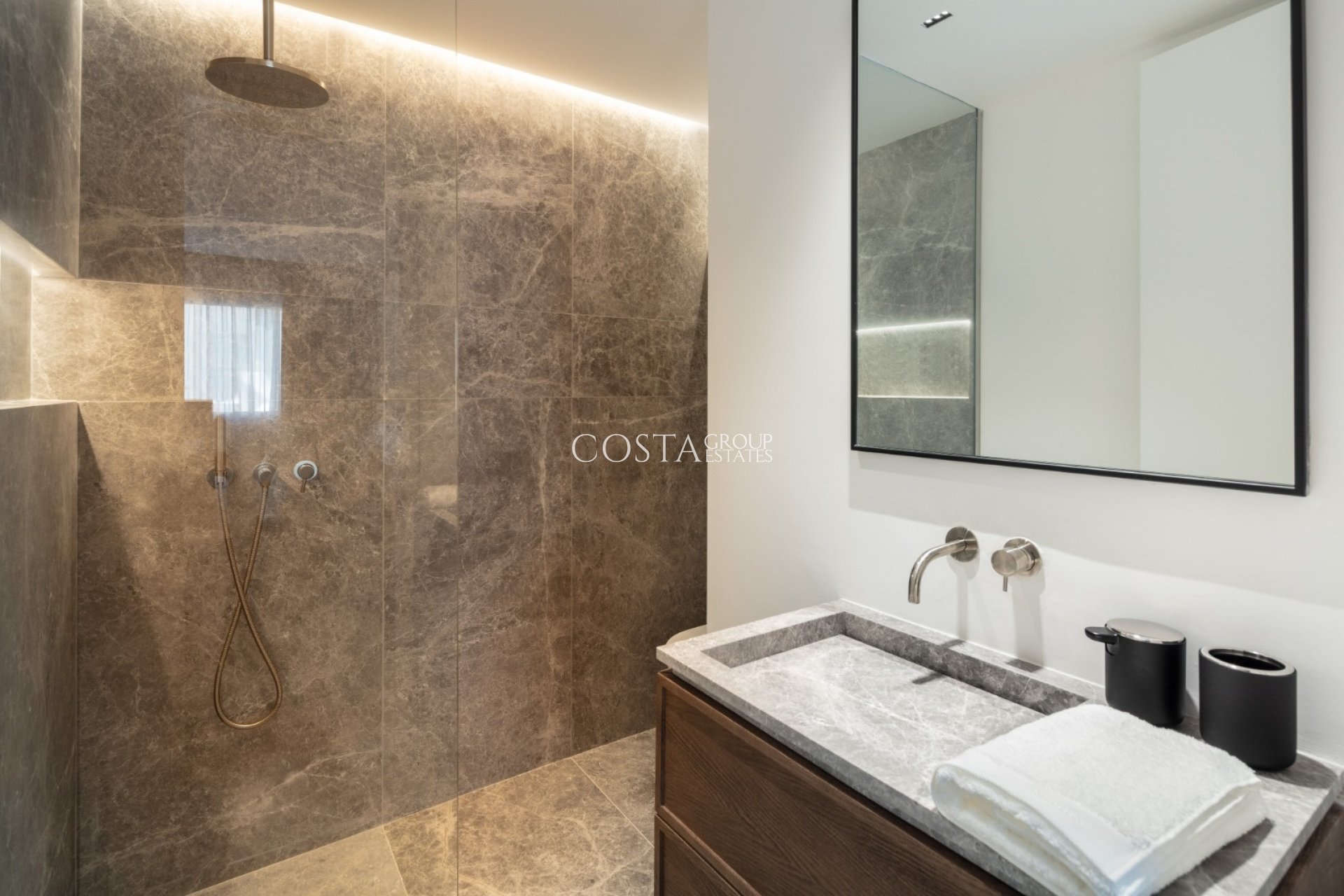 Neue Gebäude - ground-floor -
Marbella