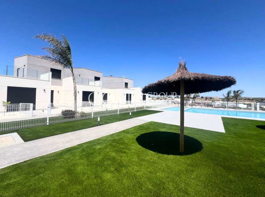 Neue Gebäude - House -
Banos y Mendigo - Altaona Golf