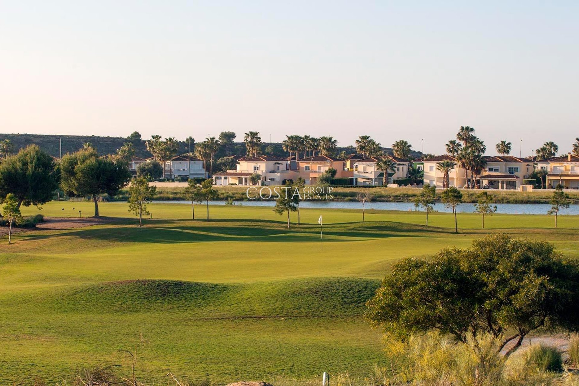 Neue Gebäude - House -
Banos y Mendigo - Altaona Golf