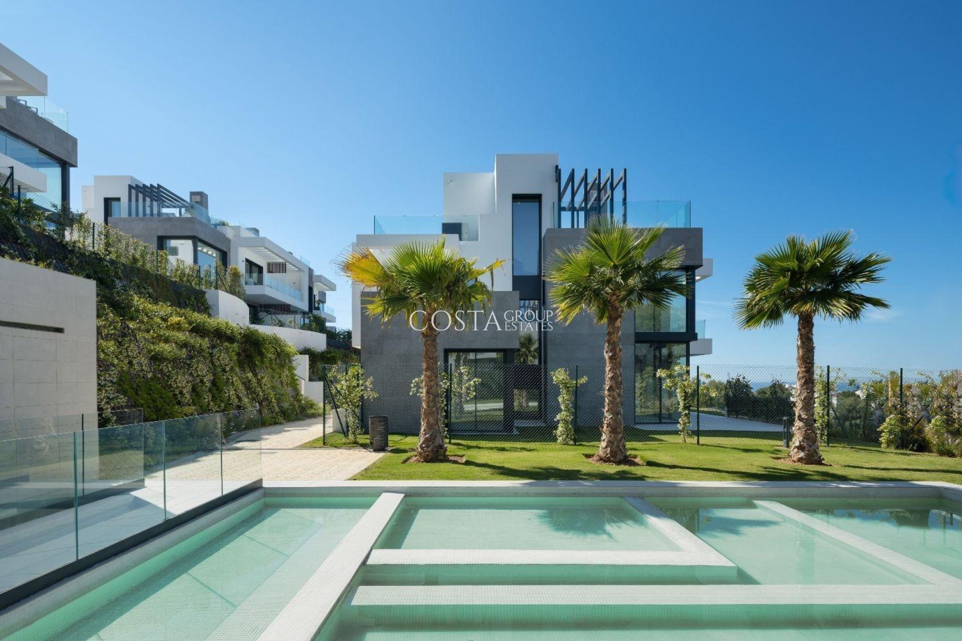 Neue Gebäude - House -
Marbella - Rio Real Golf