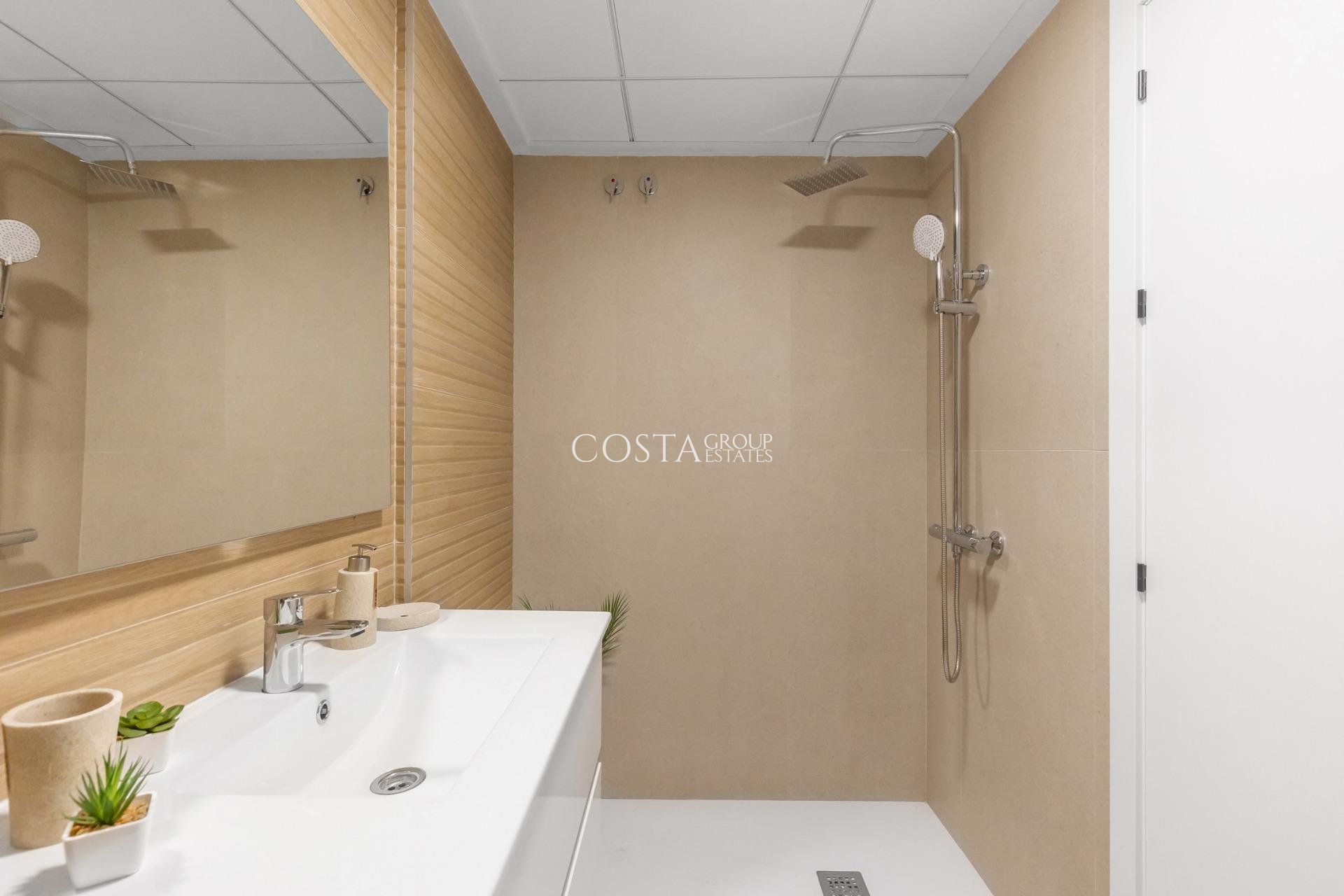 Neue Gebäude - House -
Rafal - pueblo