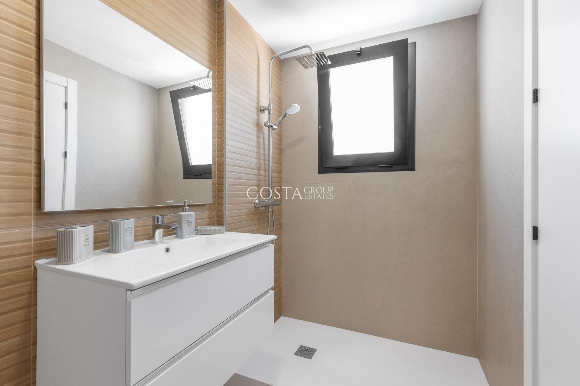 Neue Gebäude - House -
Rafal - pueblo