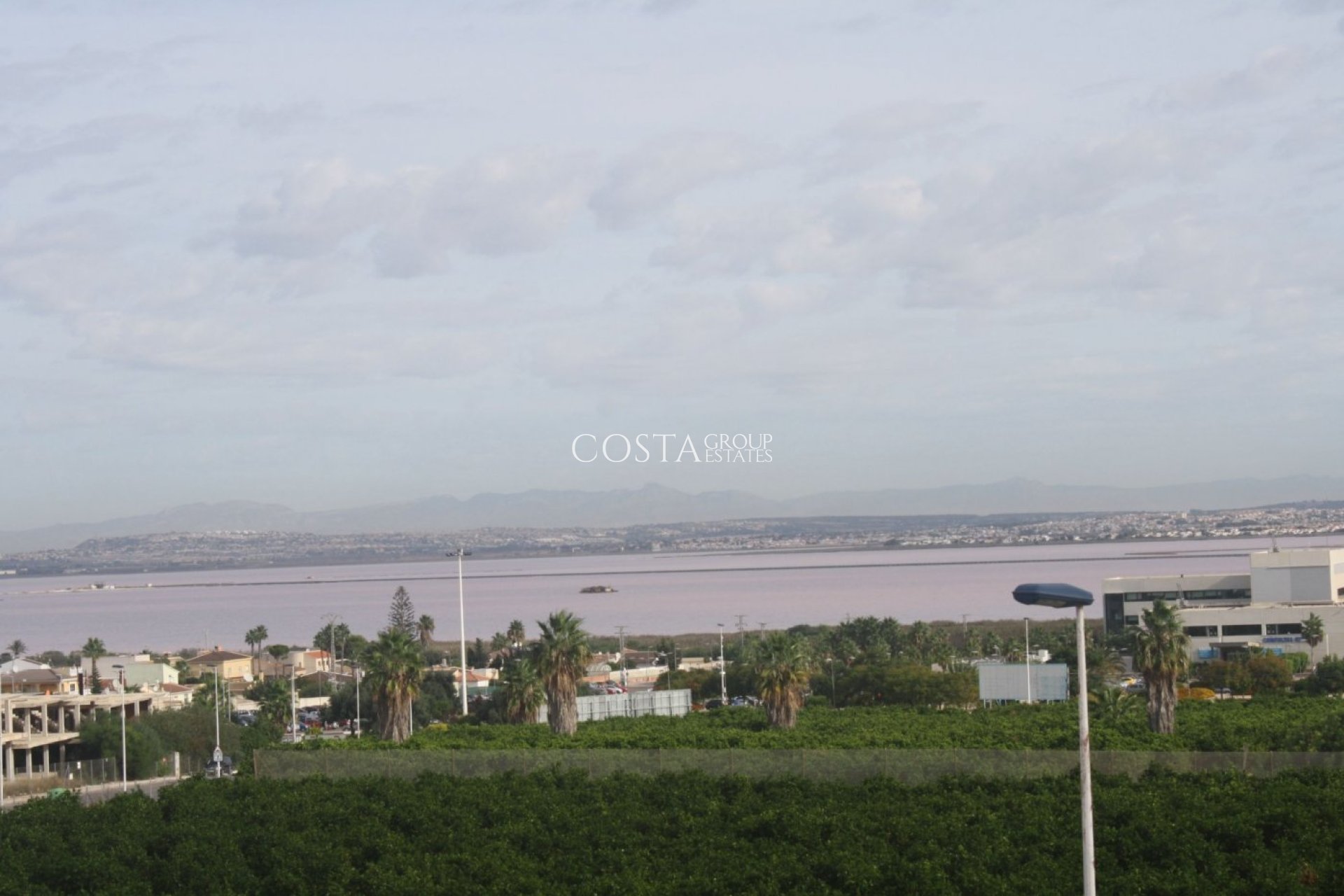 Neue Gebäude - House -
Torrevieja - Los Altos