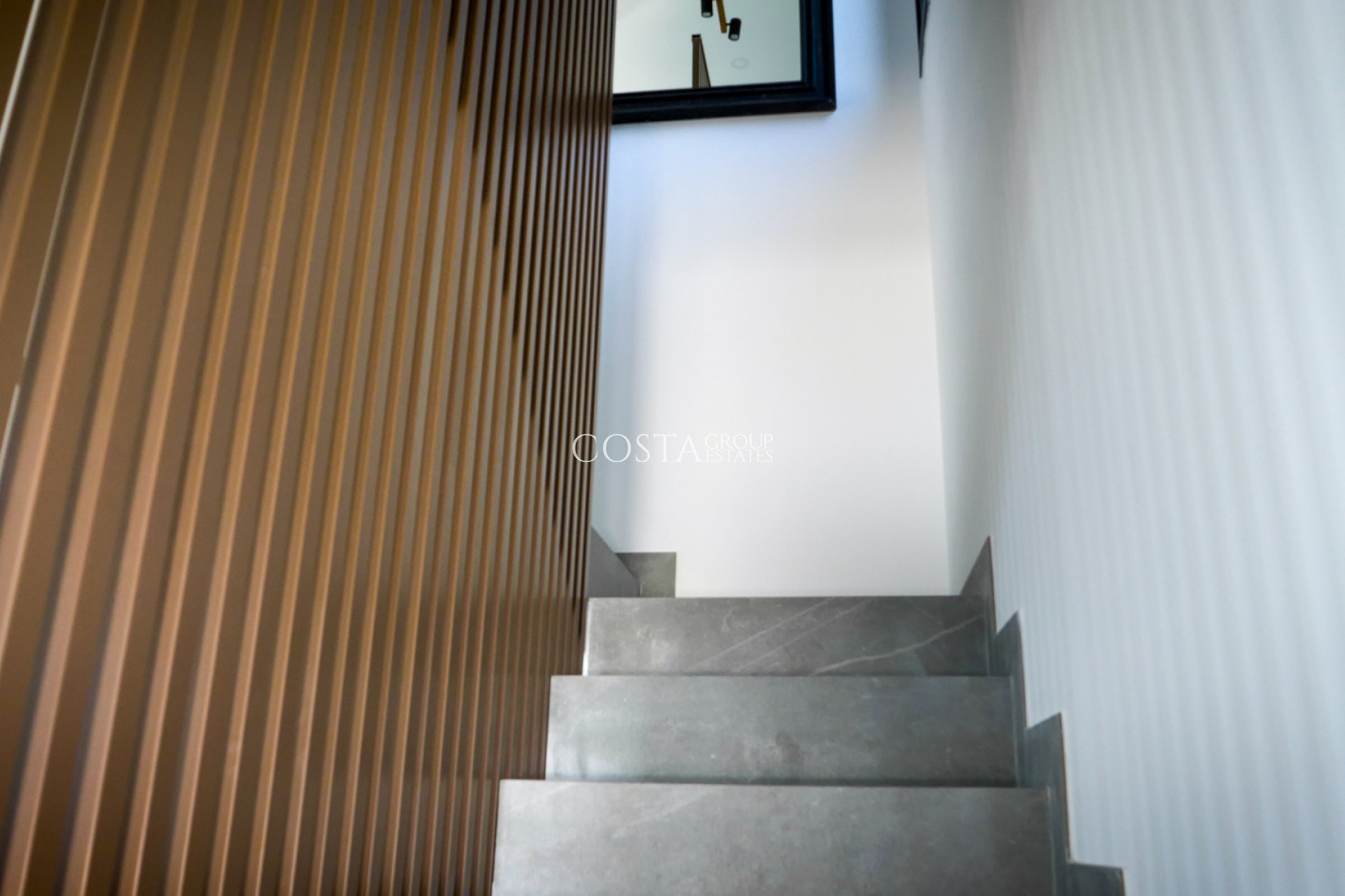 Neue Gebäude - semi-detached -
Polop