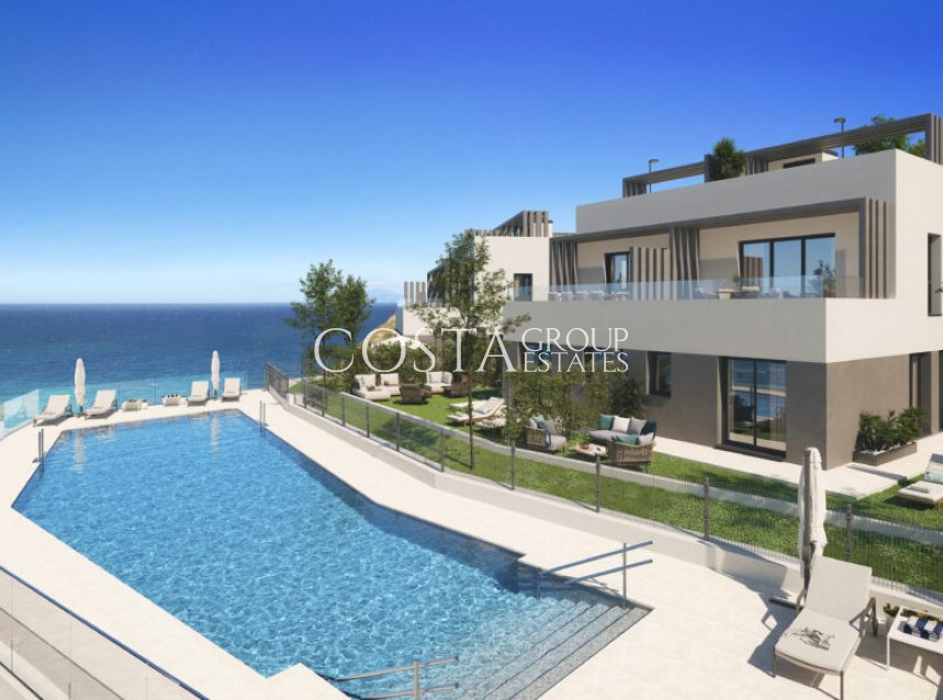 Neue Gebäude - Villa -
Algarrobo