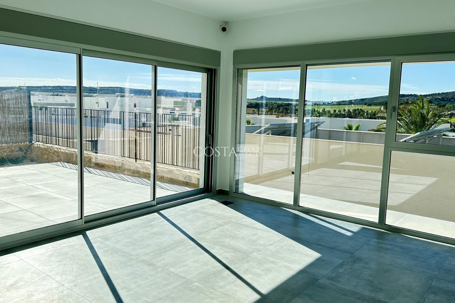 Neue Gebäude - Villa -
Algorfa - La Finca Golf