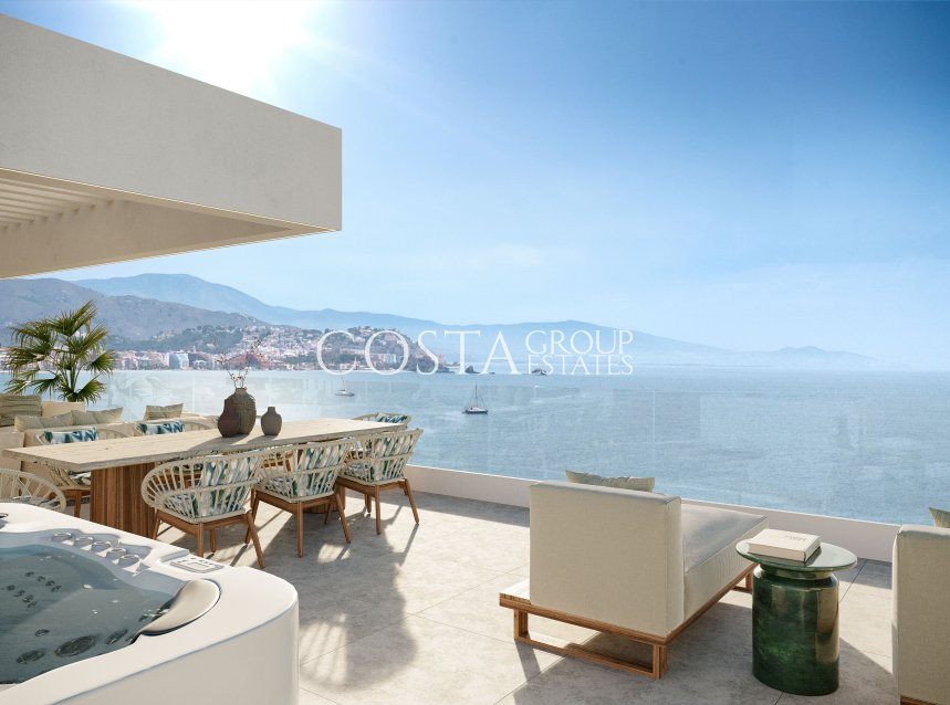 Neue Gebäude - Villa -
Almuñecar - Almuñécar