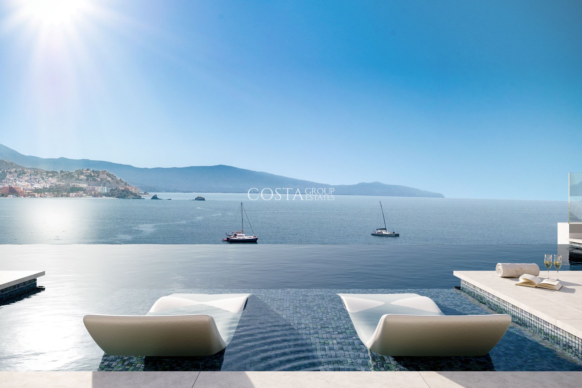 Neue Gebäude - Villa -
Almuñecar - Almuñécar