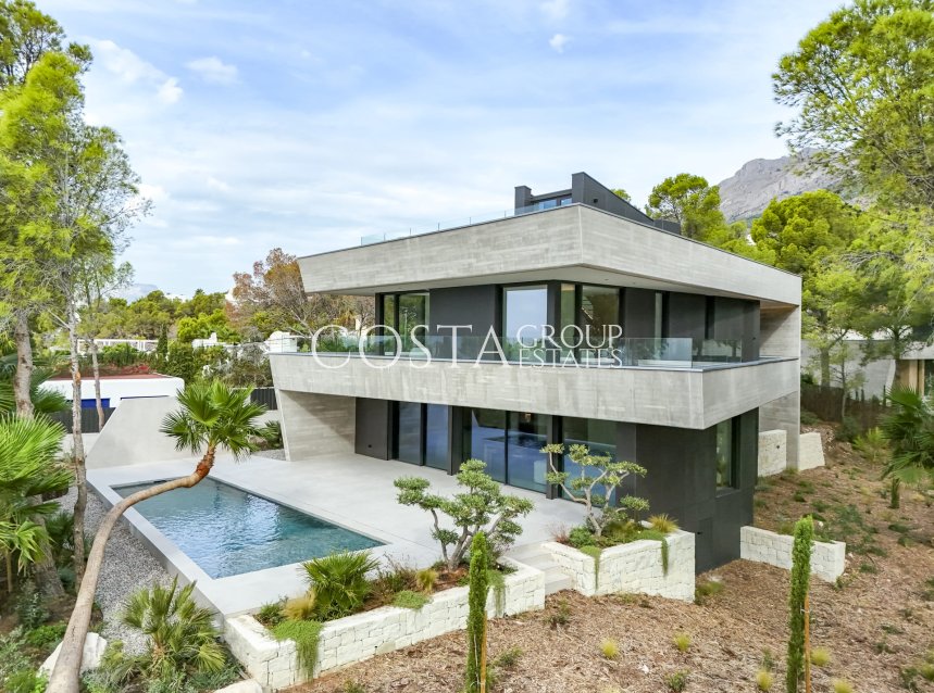 Neue Gebäude - Villa -
Altea