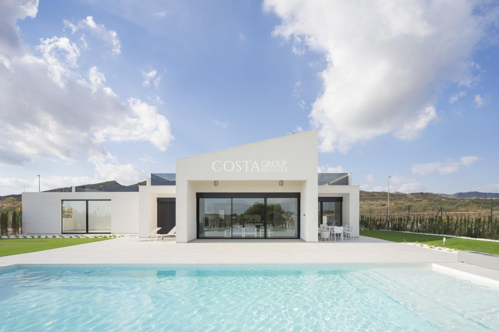 Neue Gebäude - Villa -
Banos y Mendigo - Altaona Golf