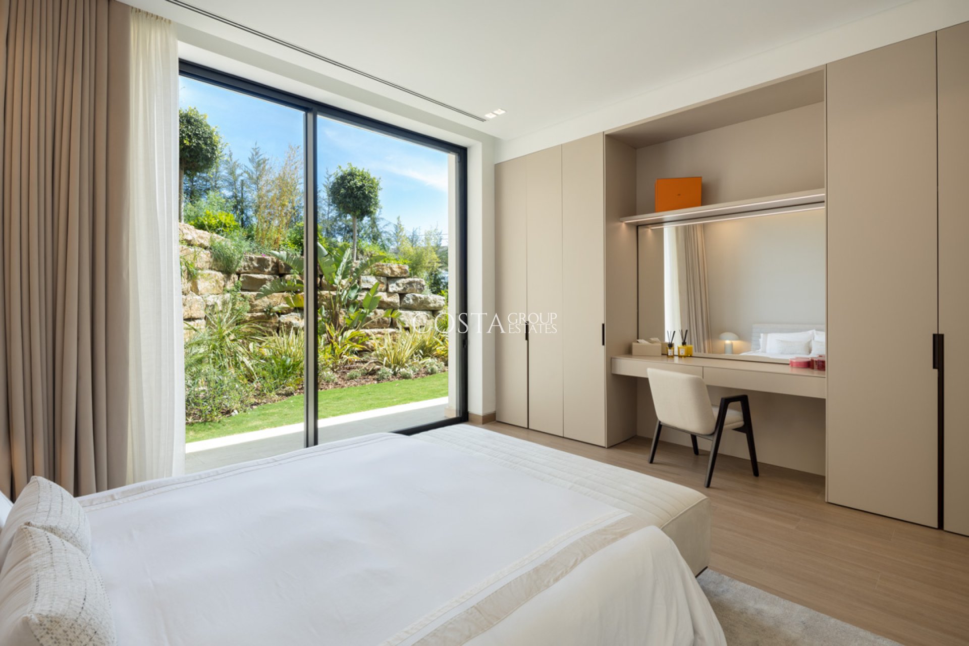 Neue Gebäude - Villa -
Benahavís