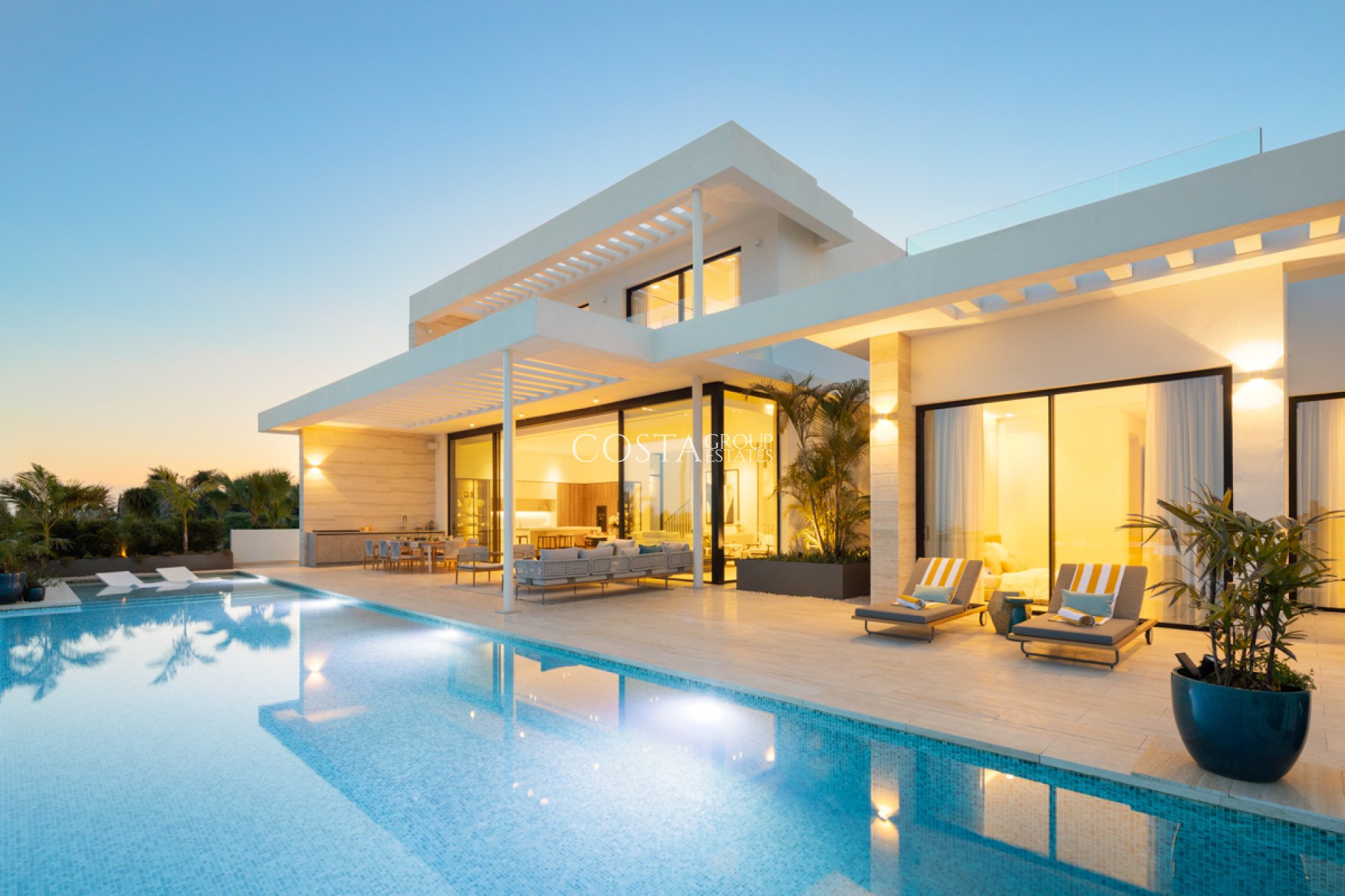 Neue Gebäude - Villa -
Benahavís