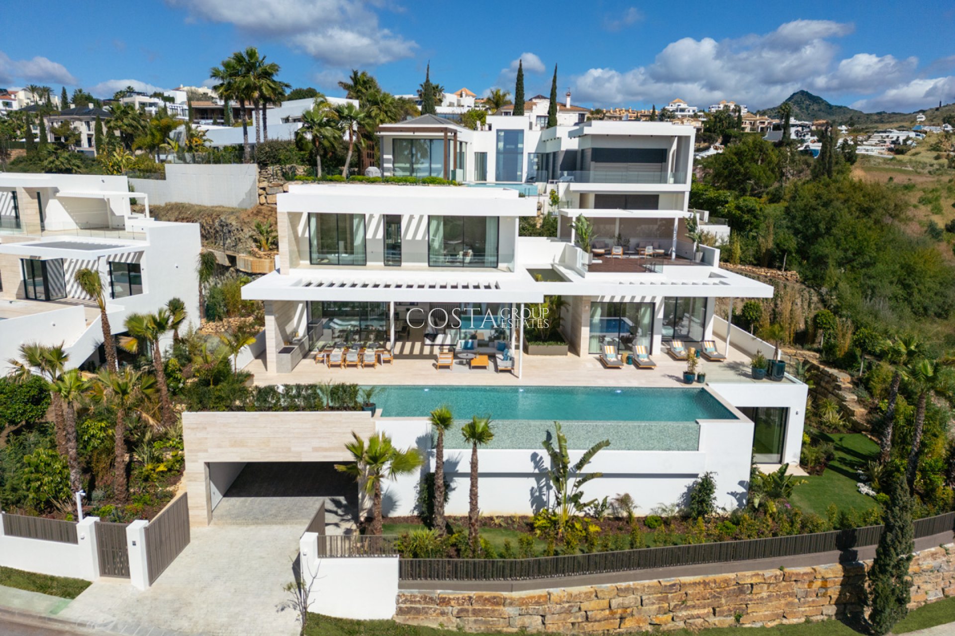 Neue Gebäude - Villa -
Benahavís