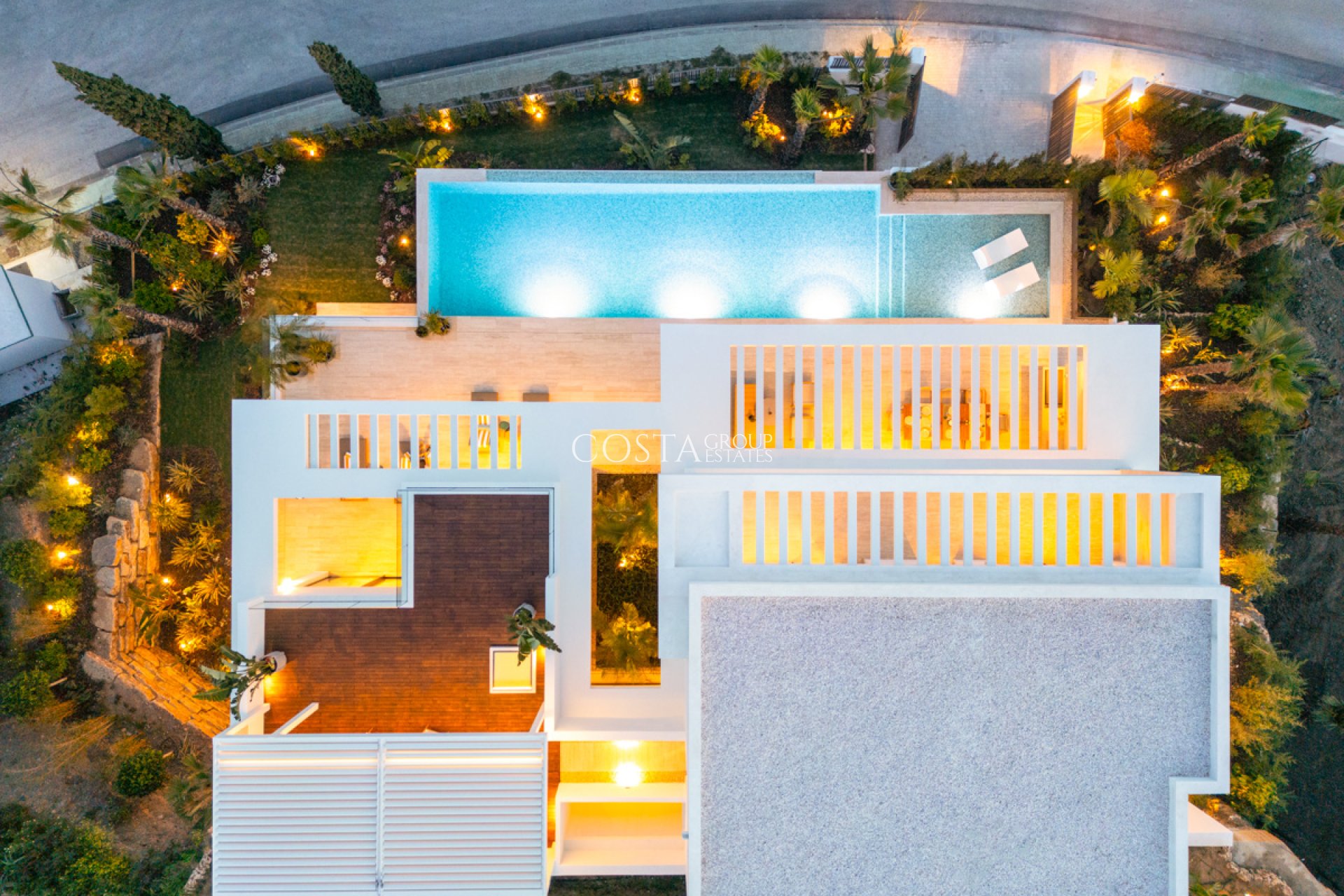 Neue Gebäude - Villa -
Benahavís