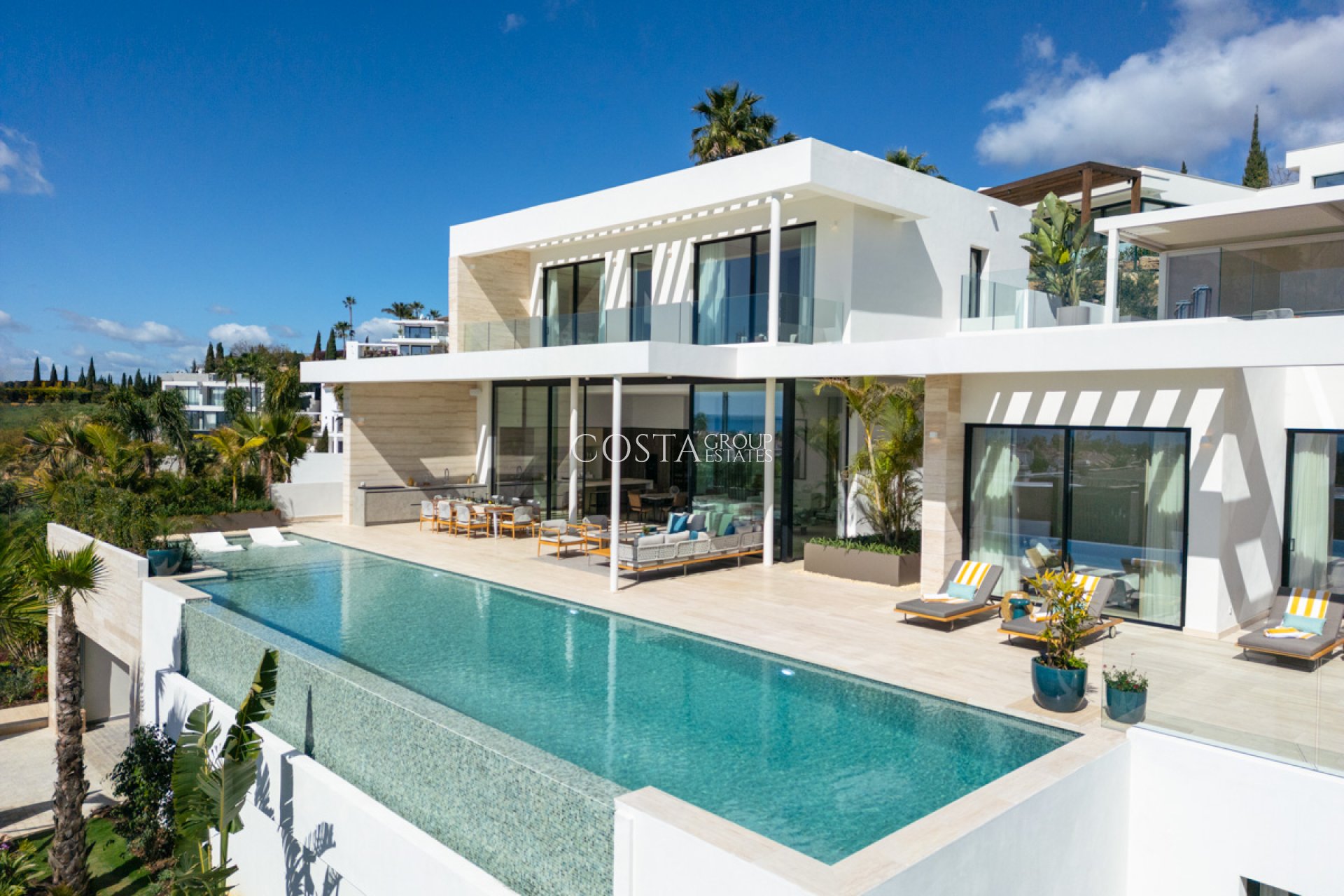 Neue Gebäude - Villa -
Benahavís